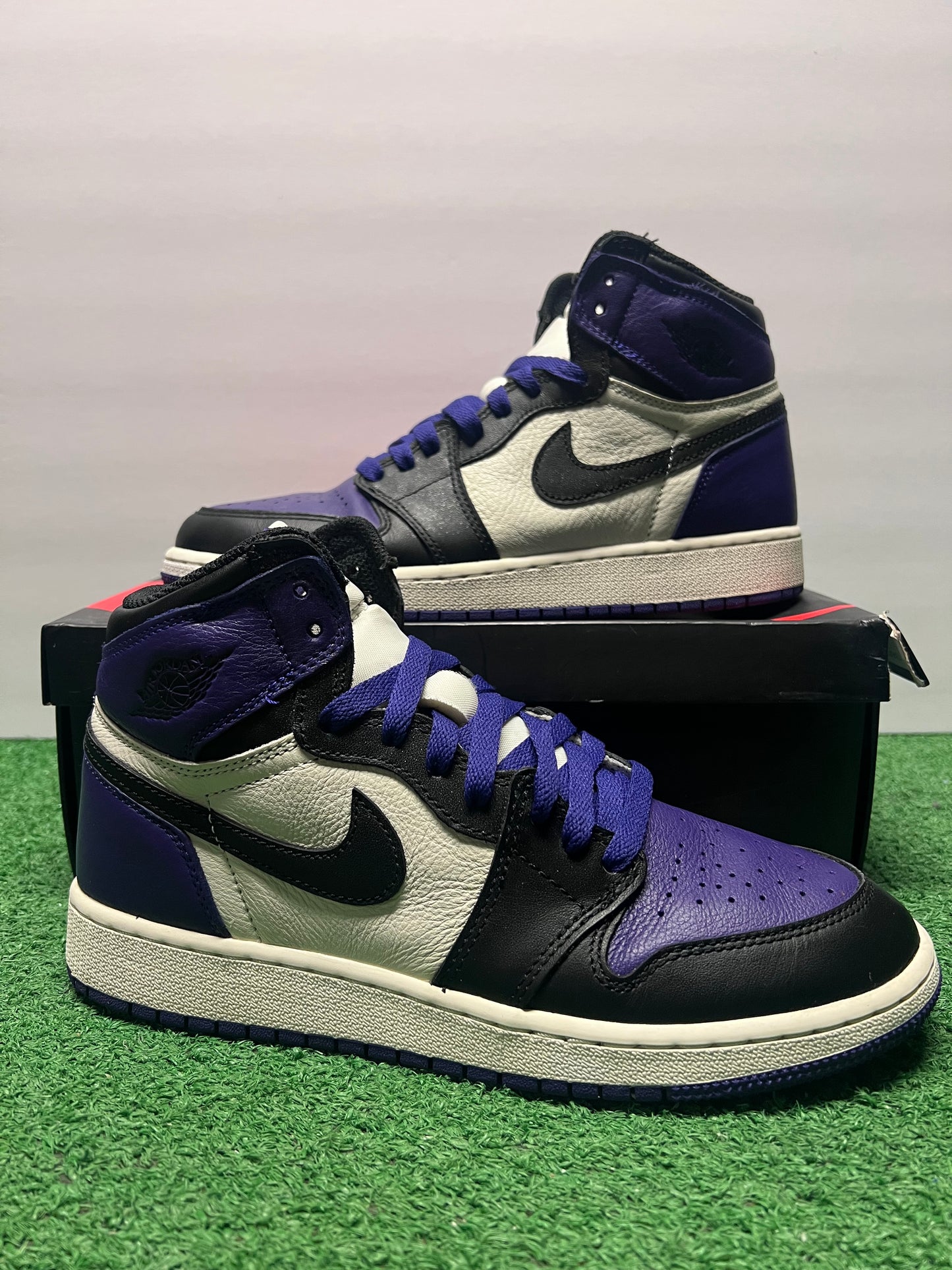 Gradeschool Air Jordan 1 Court Purple Size 6.5y