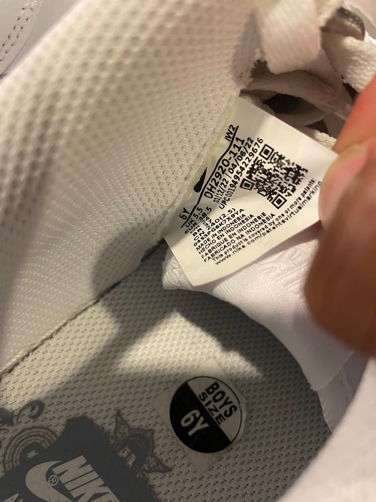 Gradeschool Air Force 1 Low White Size 6y