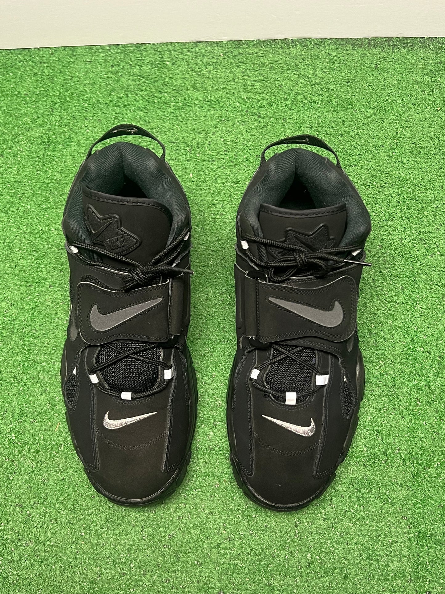 Men’s Nike Air Barrage Size 11