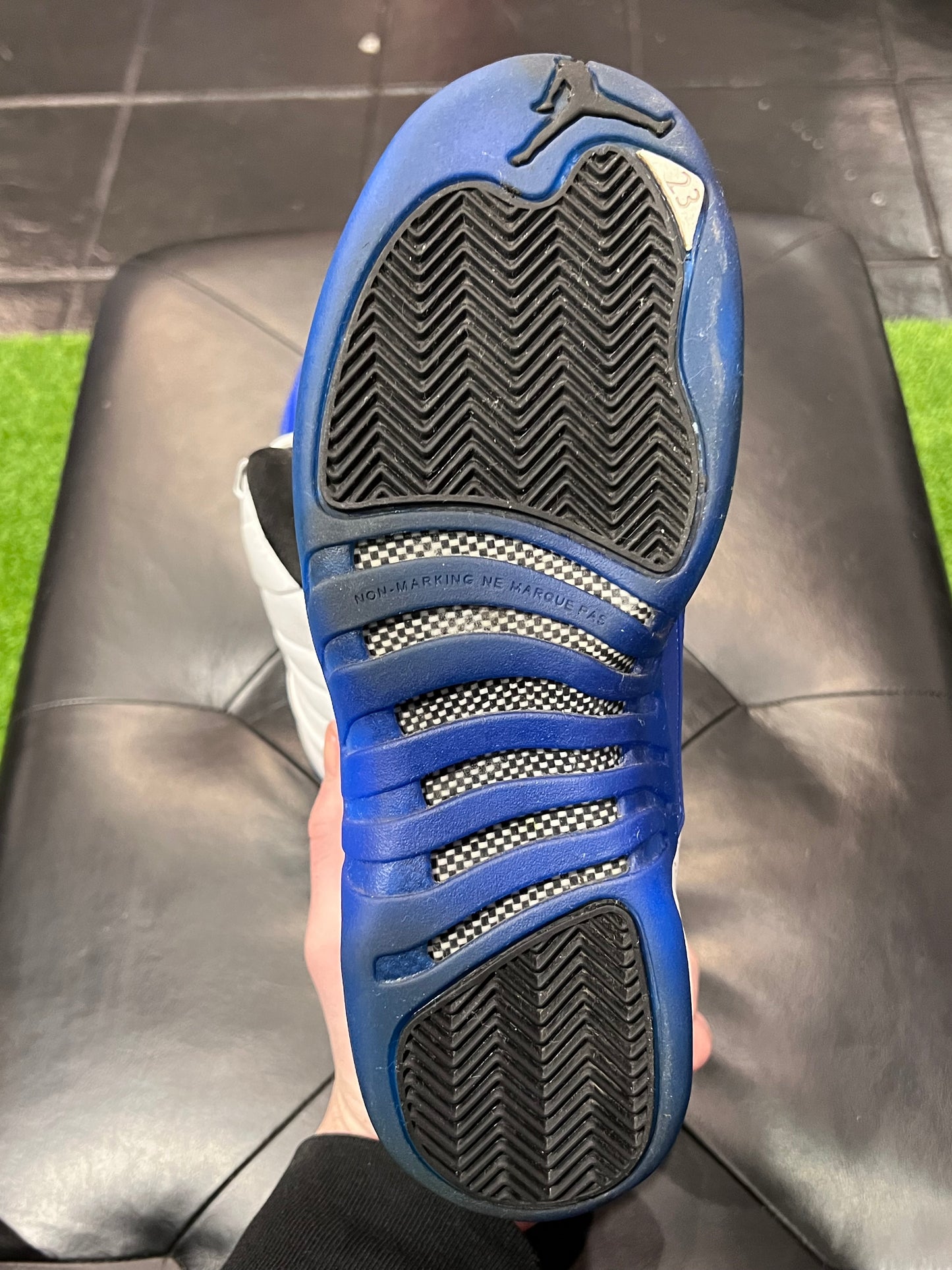 Gradeschool Air Jordan 12 Blueberry Size 6.5y