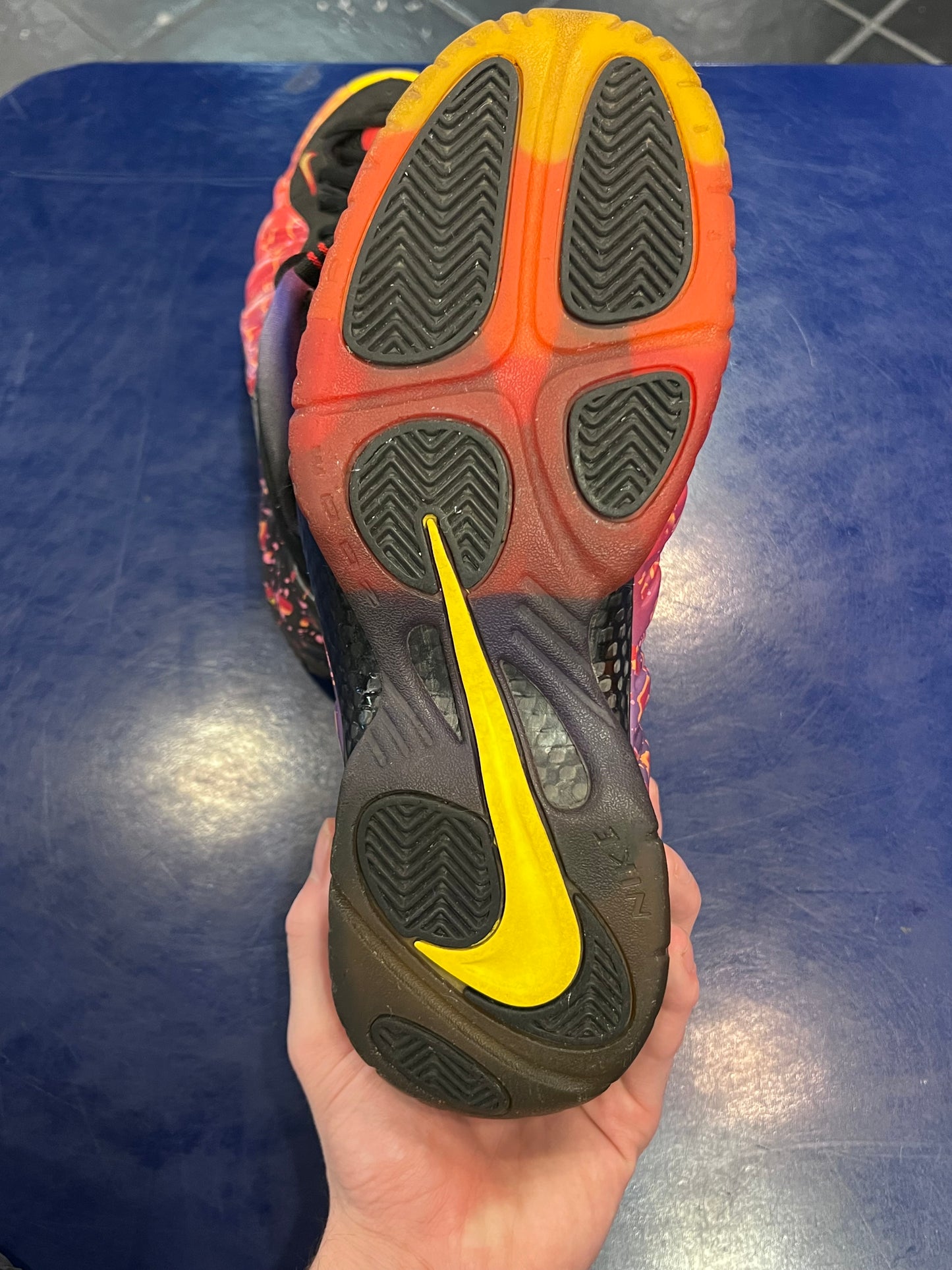 Men’s Nike Foamposite Pro Asteroid Size 10.5