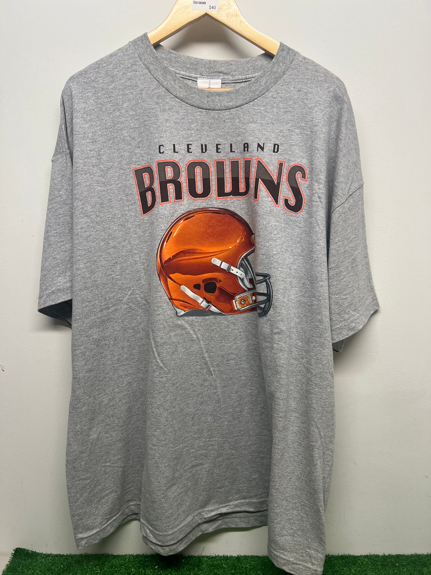 Cleveland Browns Helmet T-Shirt Grey Size XXL
