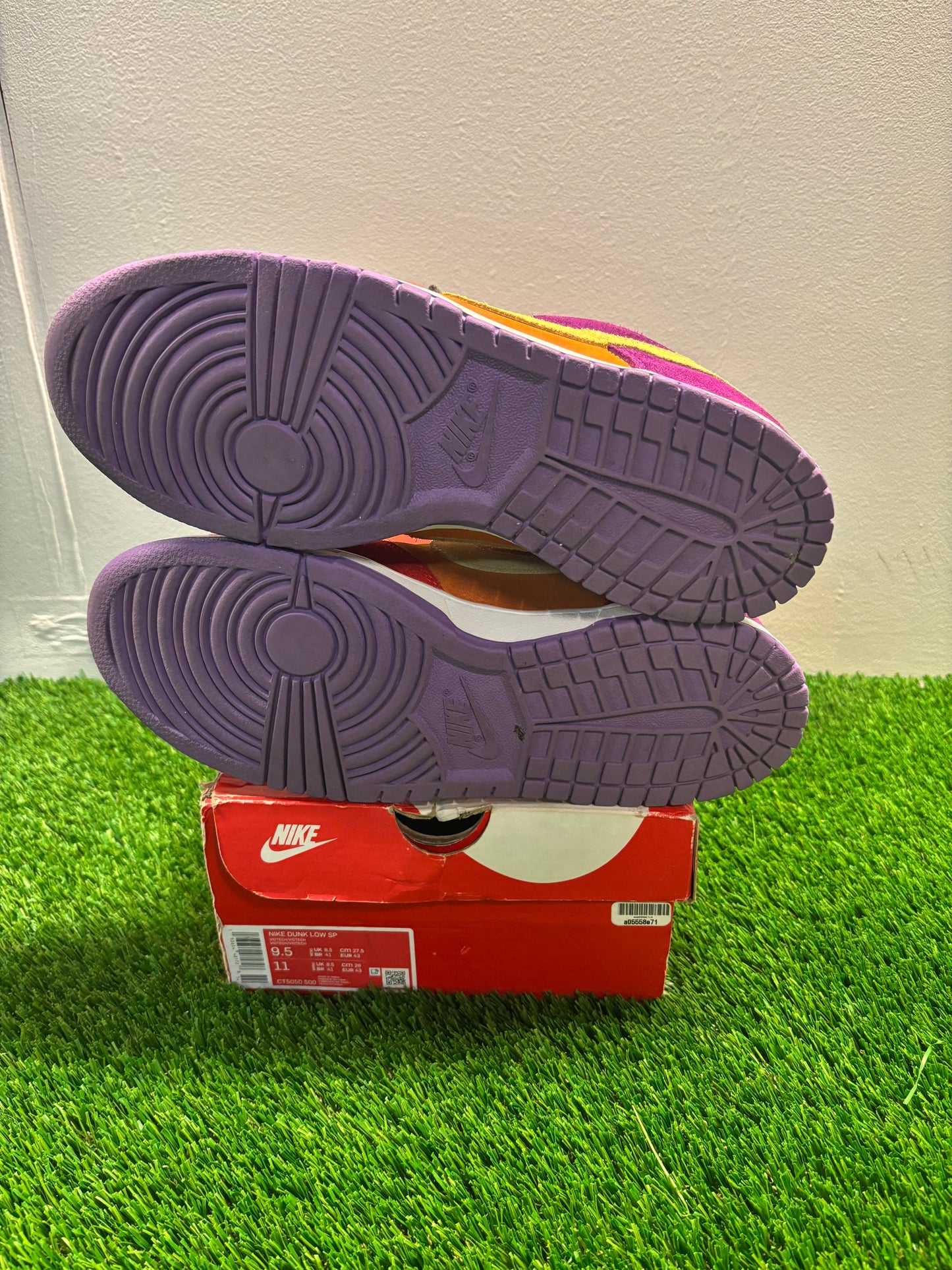 Nike Dunk Low Viotech Size 9.5 $160 Men’s Shoes