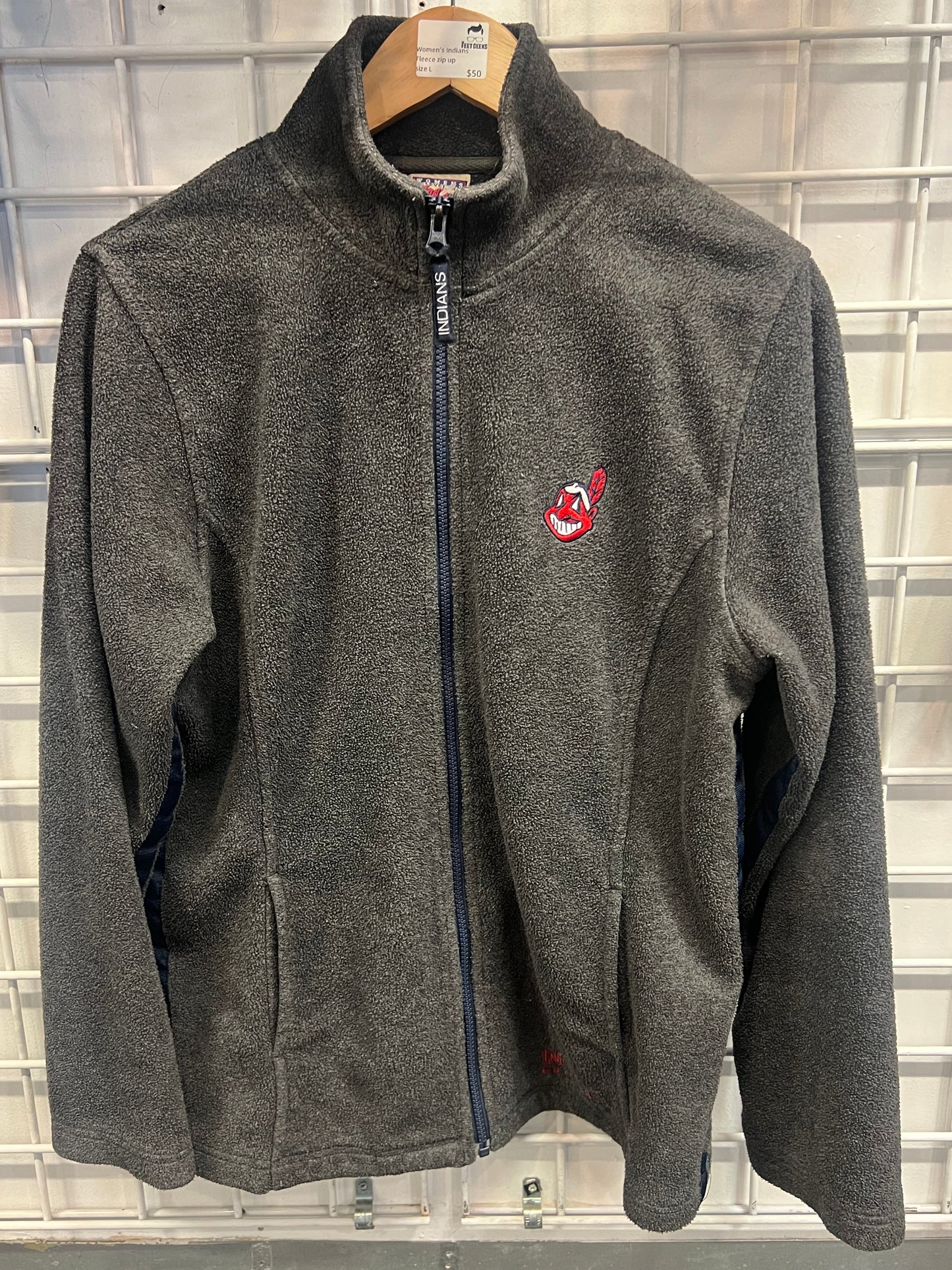 Women’s Cleveland Indians Fleece Zip Up Size Large