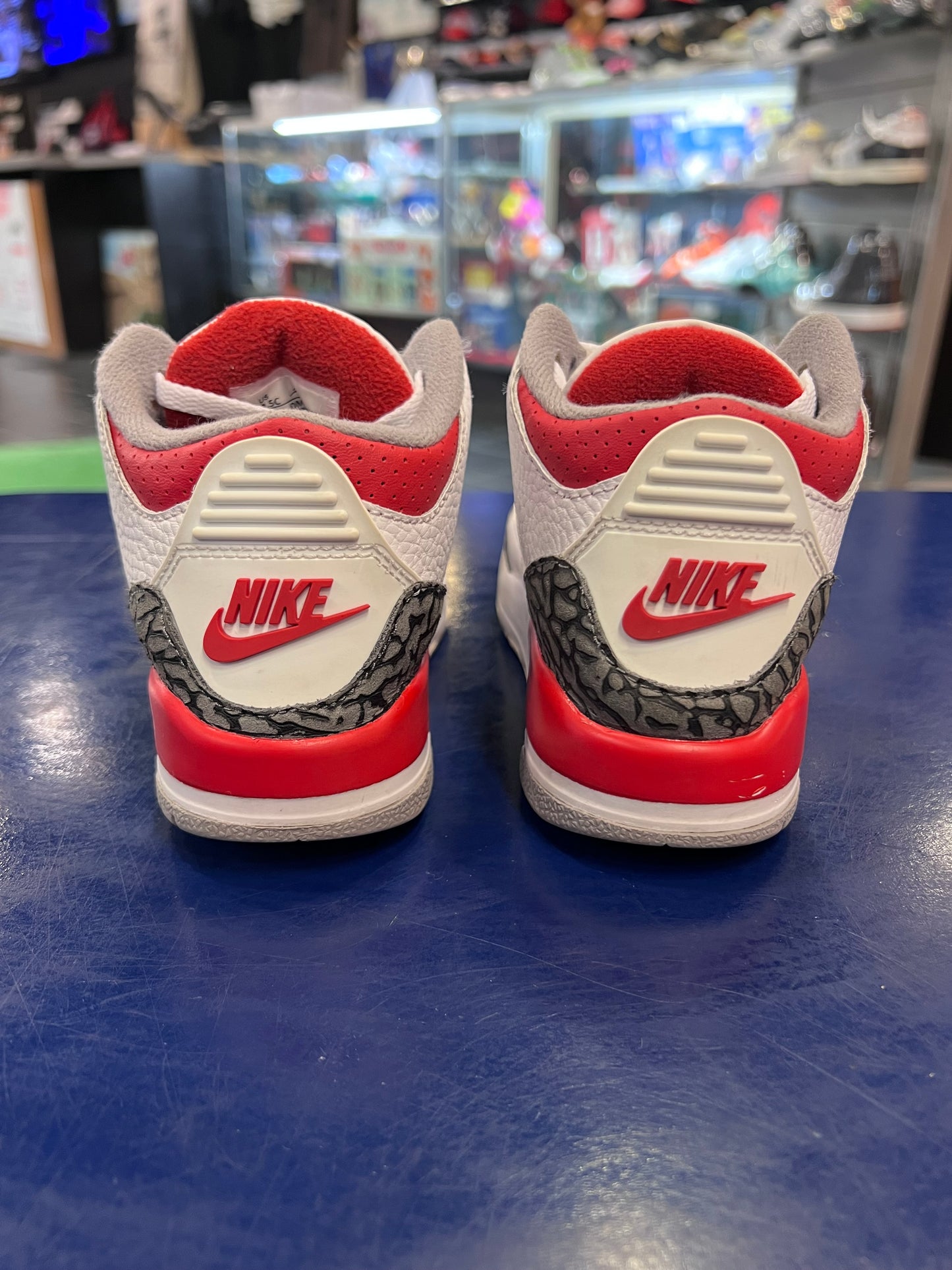 Kids Air Jordan 3 Fire Red Size 12.5c