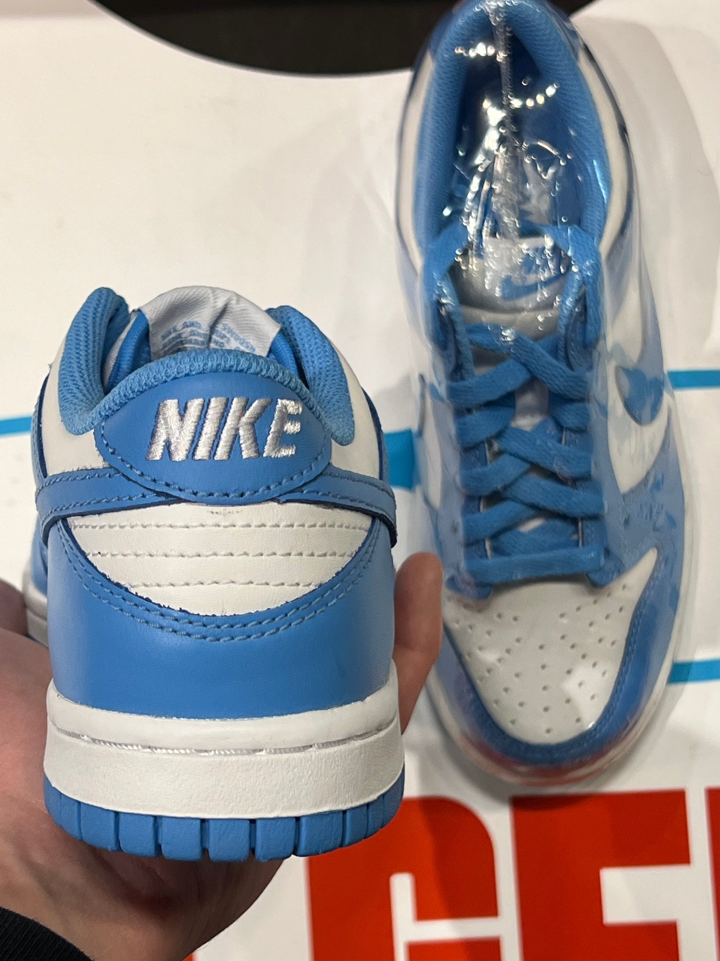 Gradeschool Nike Dunk Low UNC Brand New