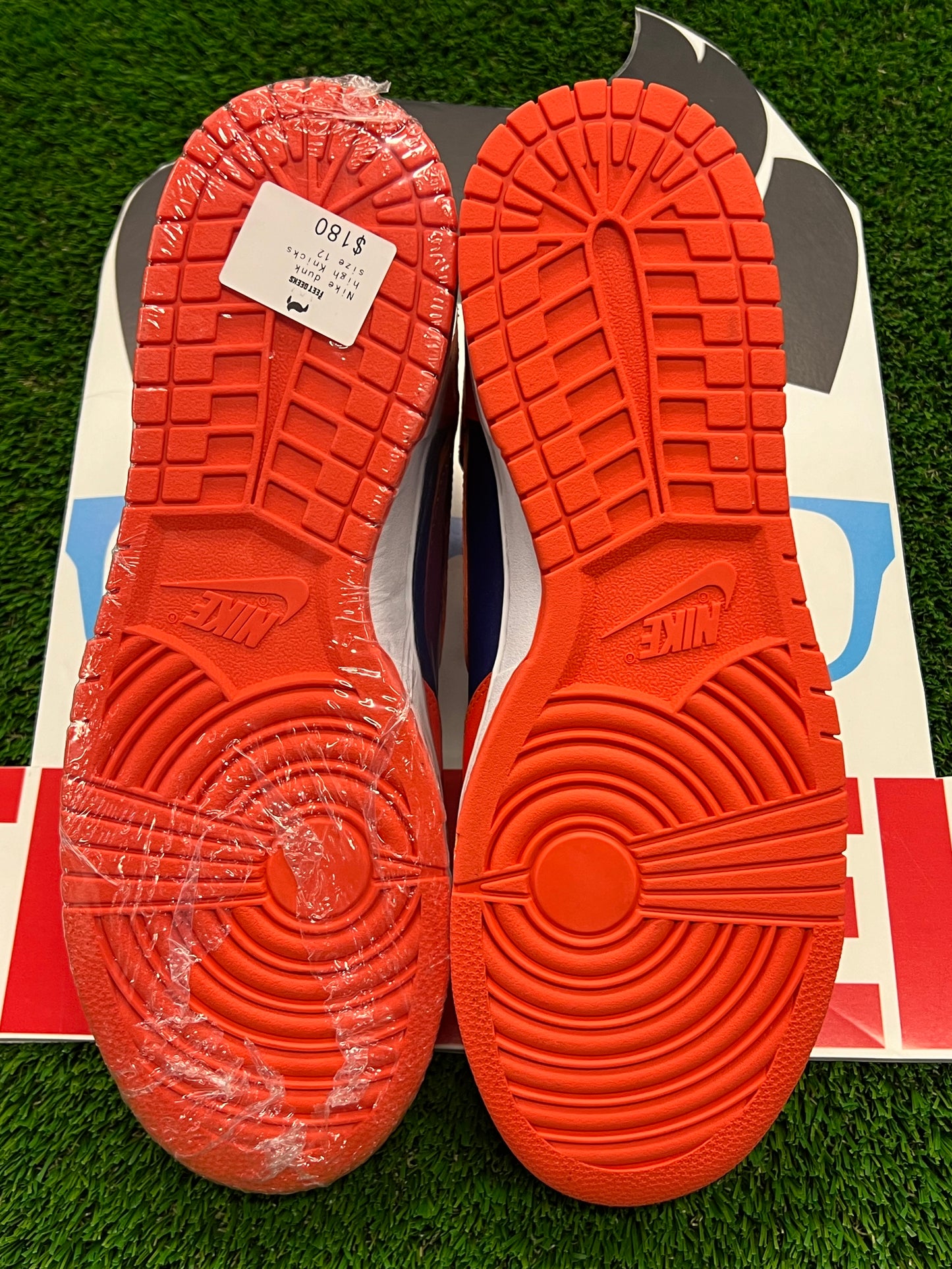 Men’s Nike Dunk High Knicks Brand New