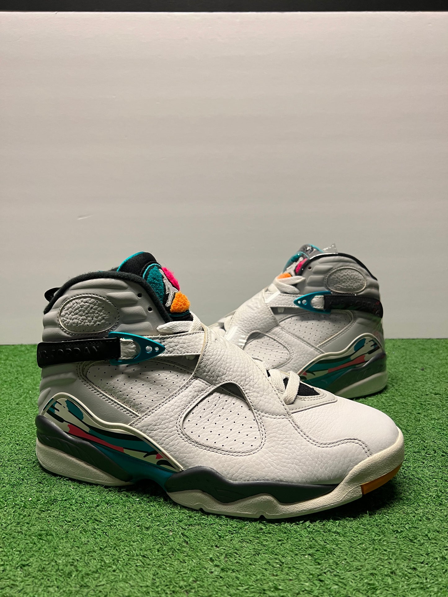 Men’s Air Jordan 8 South Beach Size 9 Brand New