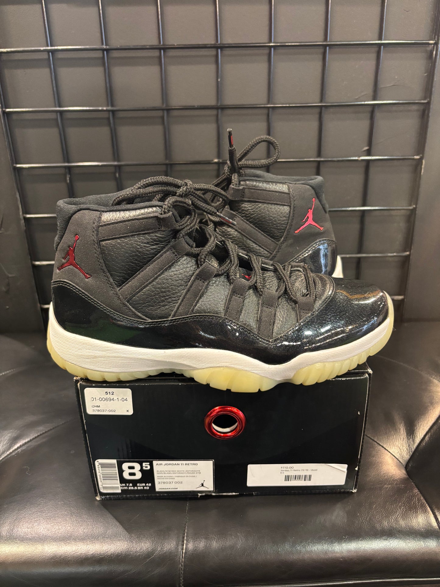 Air Jordan 11 72-10 Size 8.5 Mens $170