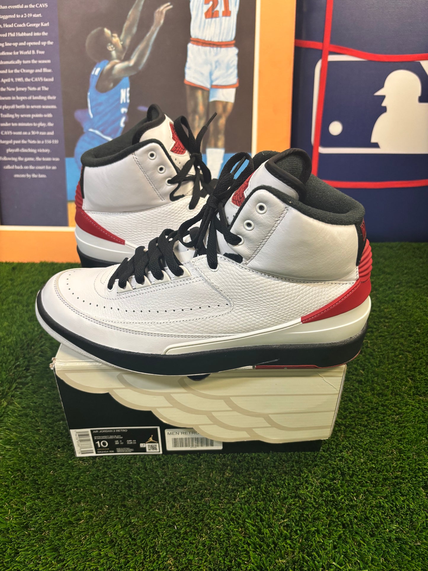 Jordan 2 Chicago Size 10 Mens $125