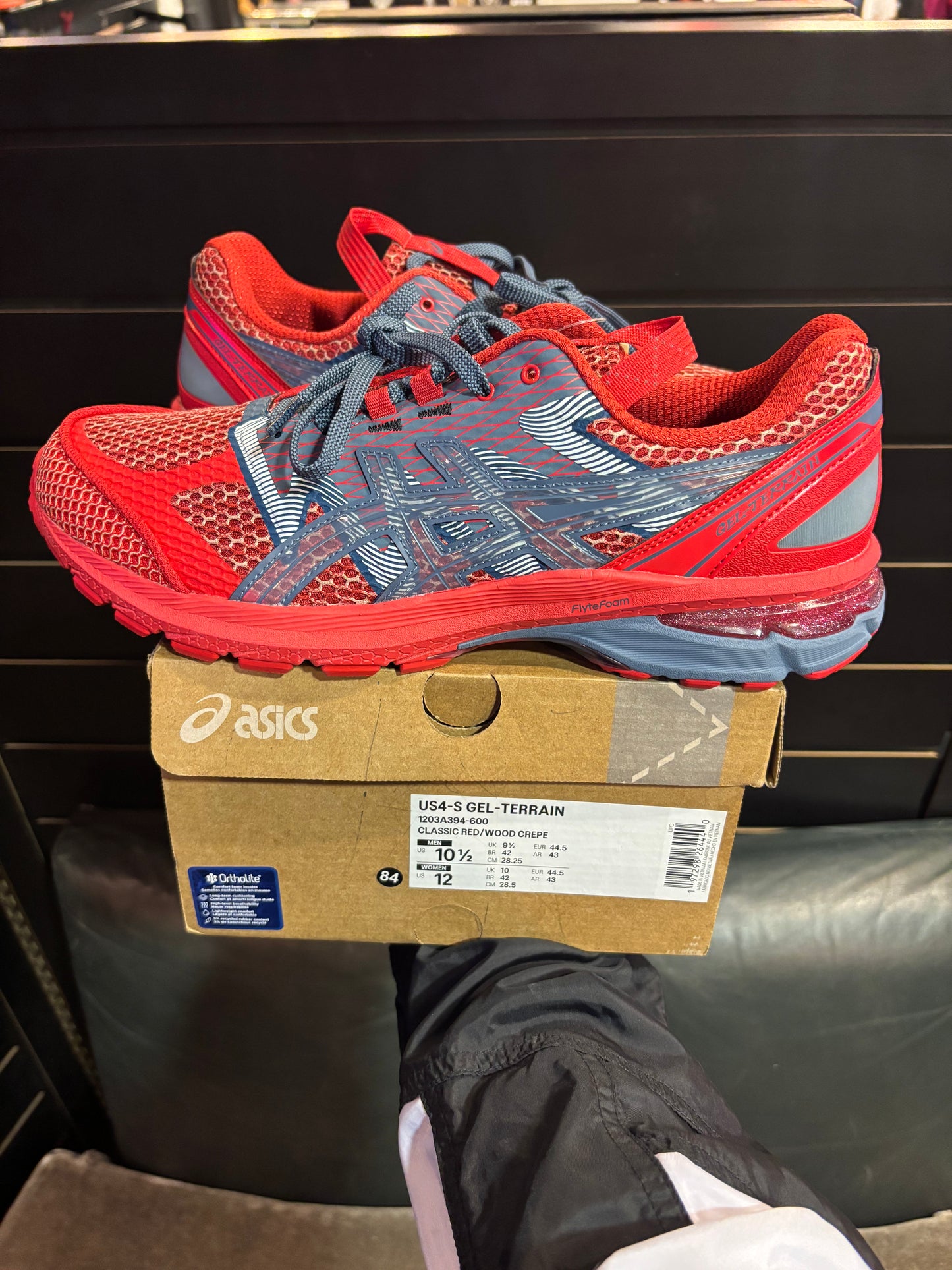 ASICS Gel Terrain Red Wood Size 10.5 Mens Shoes $140