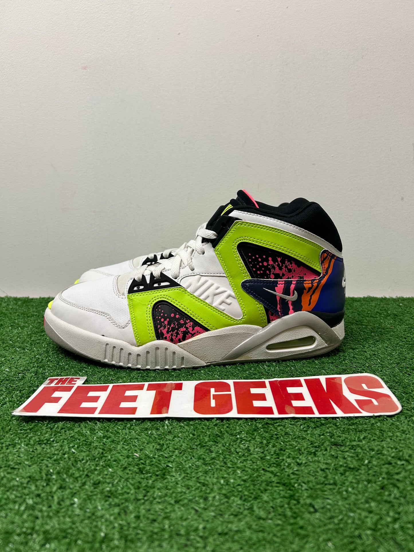 Nike Air Tech Challenge Hybrid size 10.5 Men Shoes