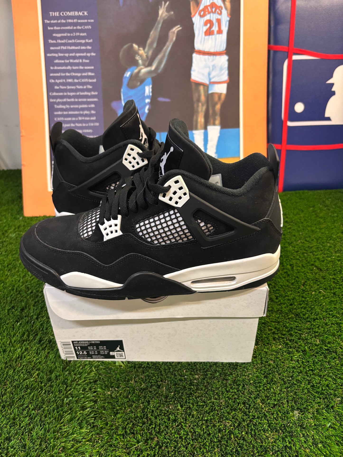 Air Jordan 4 White Thunder Size 11 Mens $250
