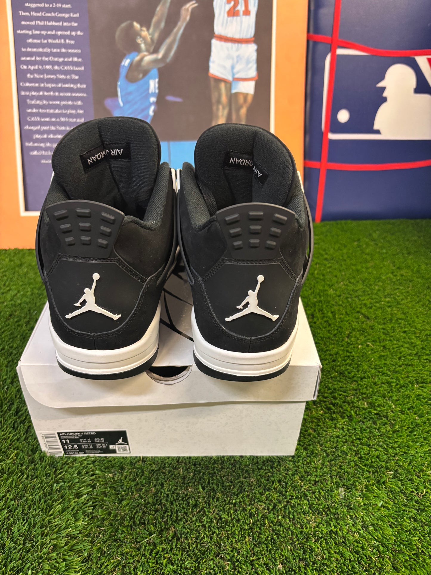 Air Jordan 4 White Thunder Size 11 Mens $250