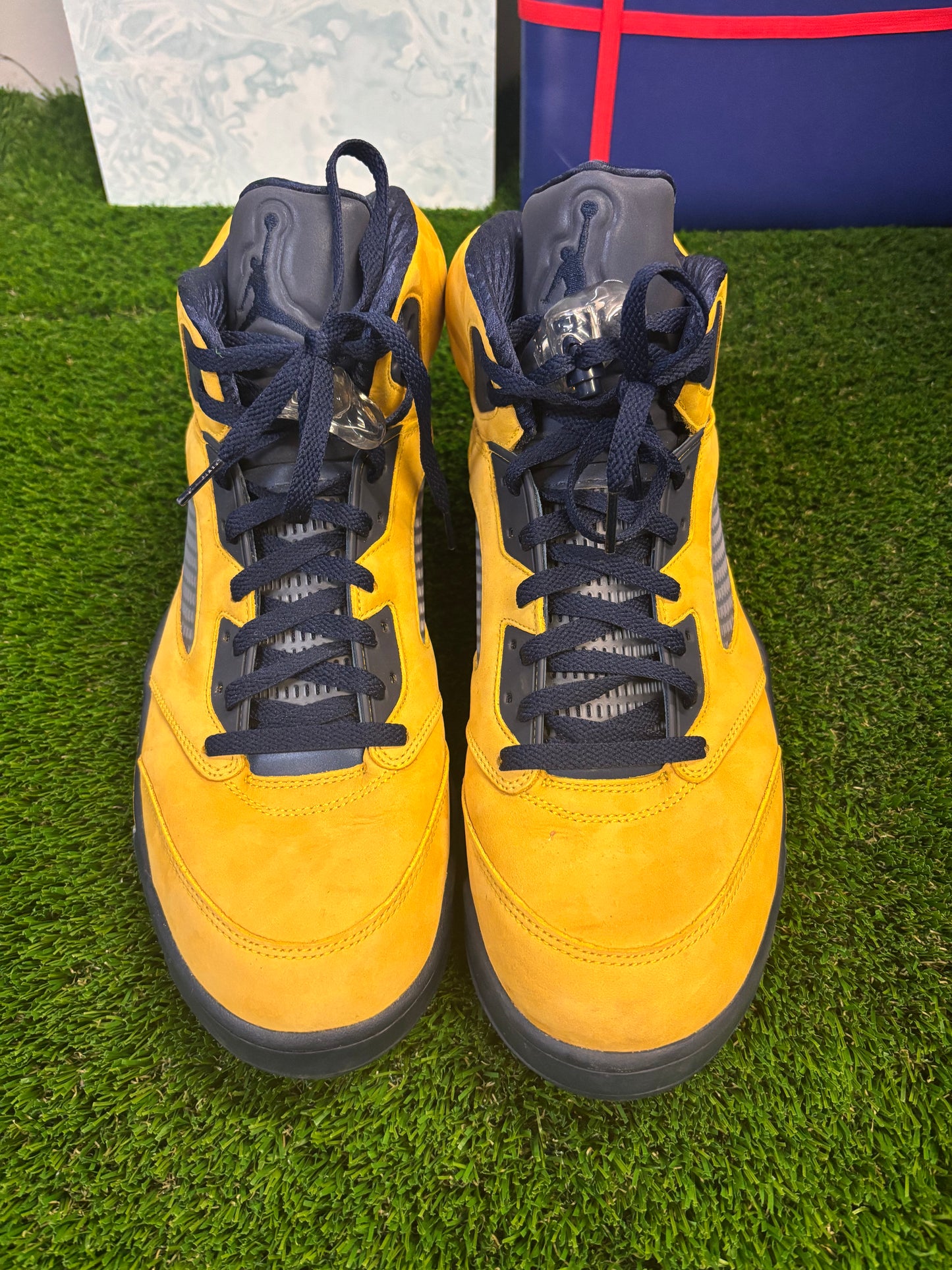 Jordan 5 Michigan Size 14 Mens $170