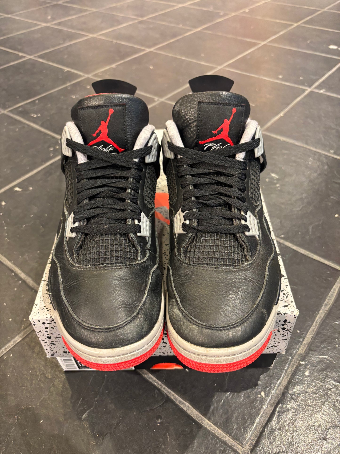 Air Jordan 4 Bred Size 11 Mens $170