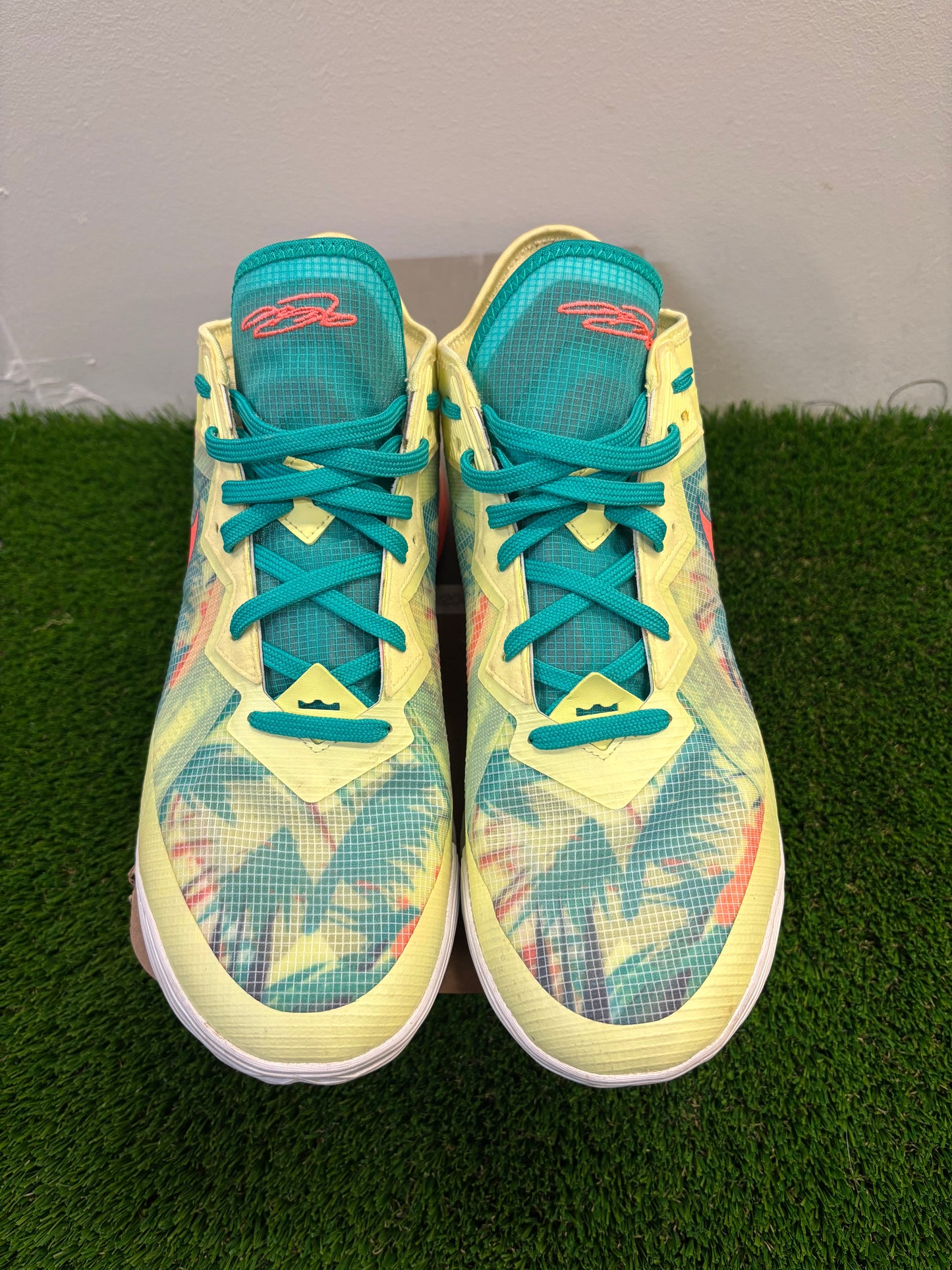 Nike LeBron 18 Low Palmer Size 13 Mens Shoes $120