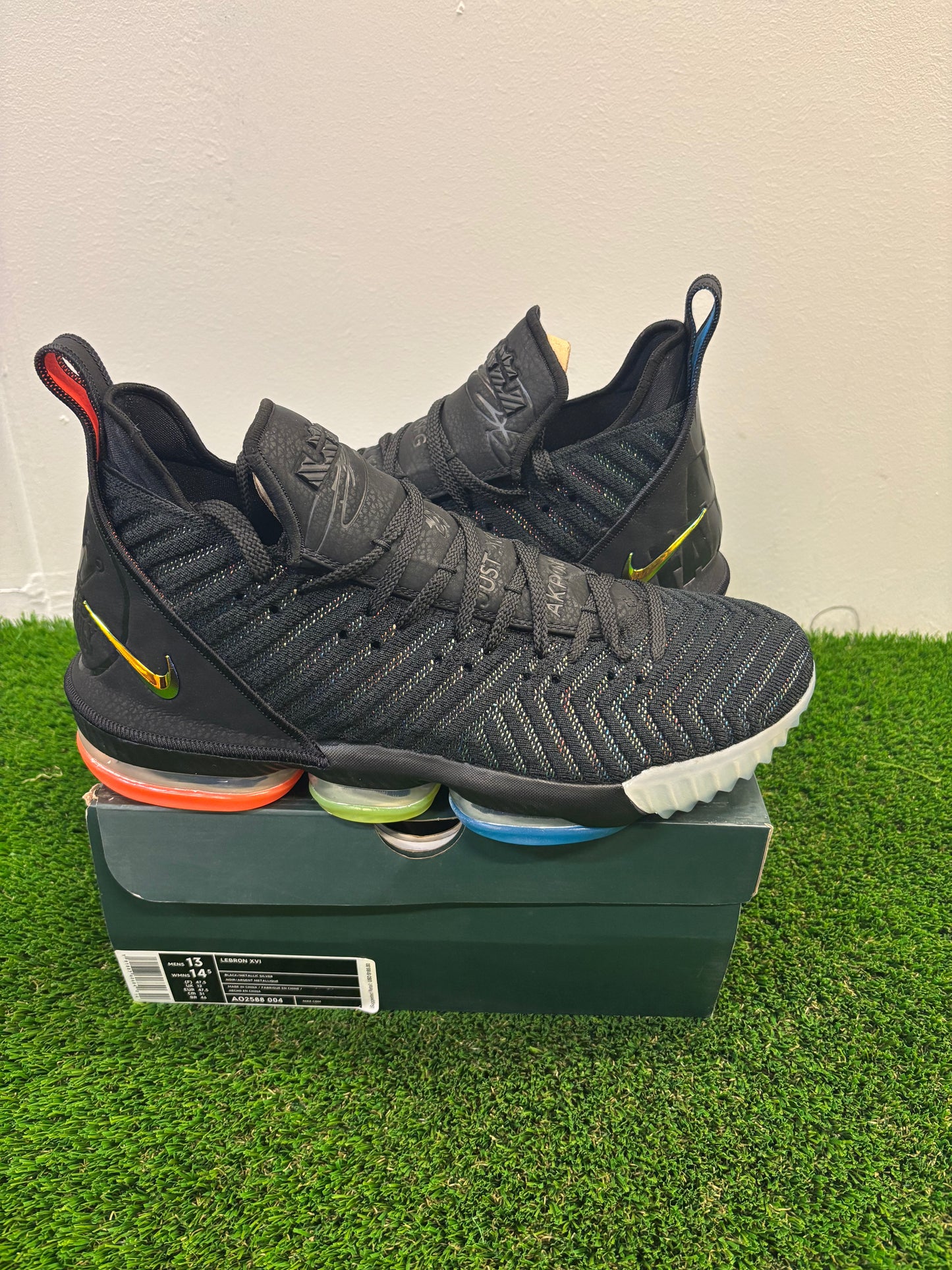 Nike LeBron 16 I Promise Size 13 Mens Shoes $250