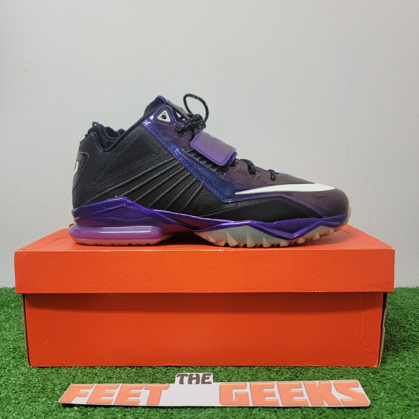 Nike Zoom Trainer Galaxy Size 11 Calvin Johnson Men Shoes