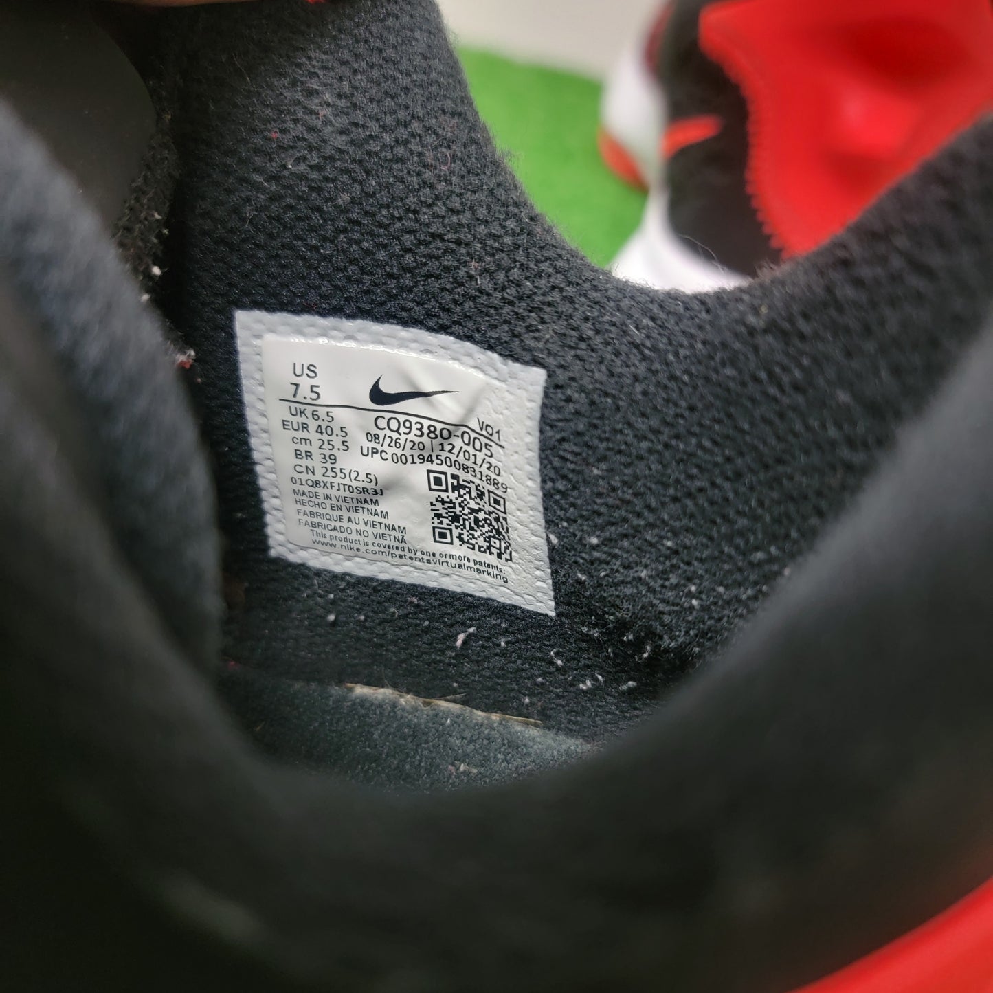 Nike LeBron Witness 5 Bred Size 7.5 Men Shoes