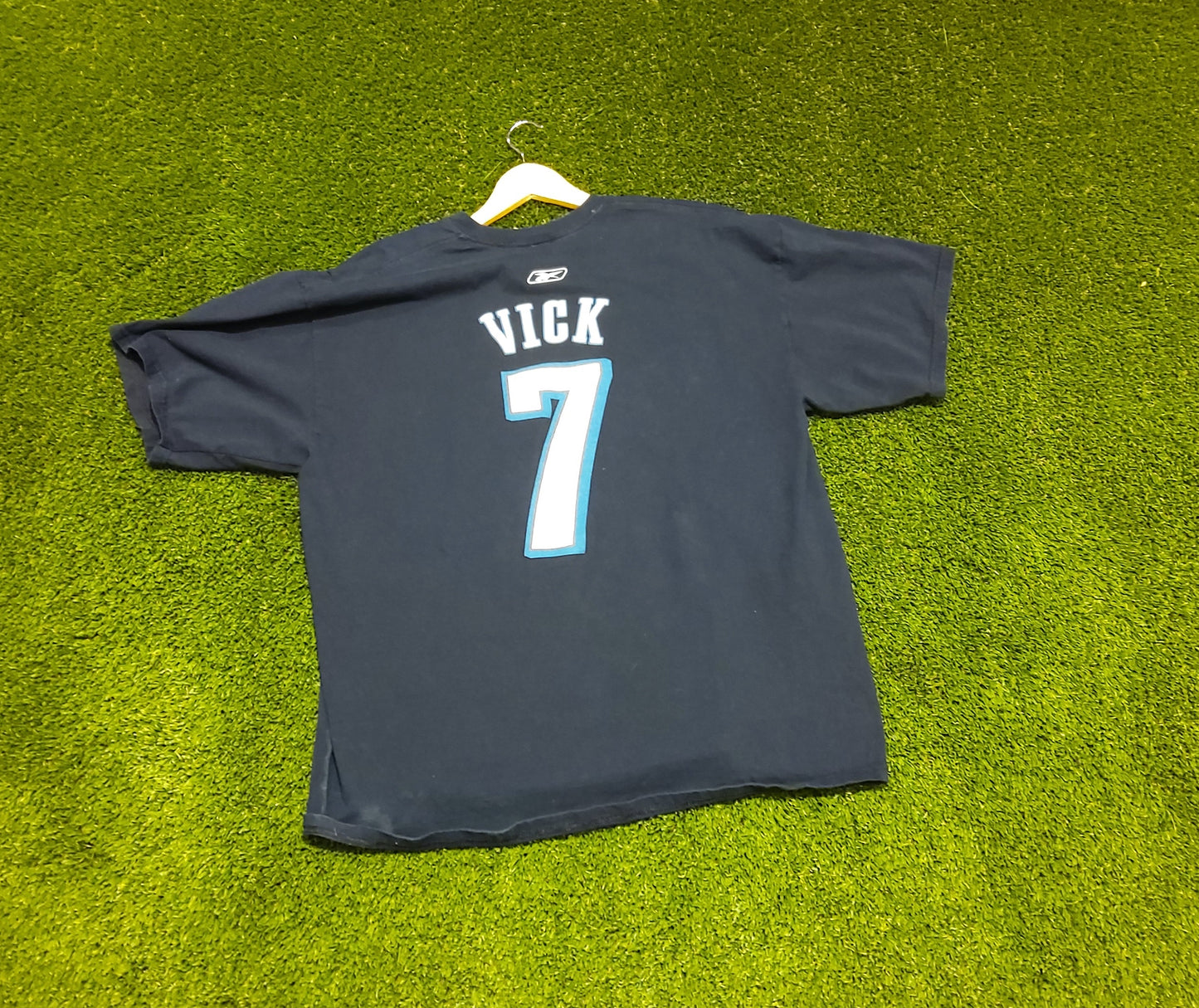 Rebook Philly Eagles #7 Mike Vick size XXL T shirt