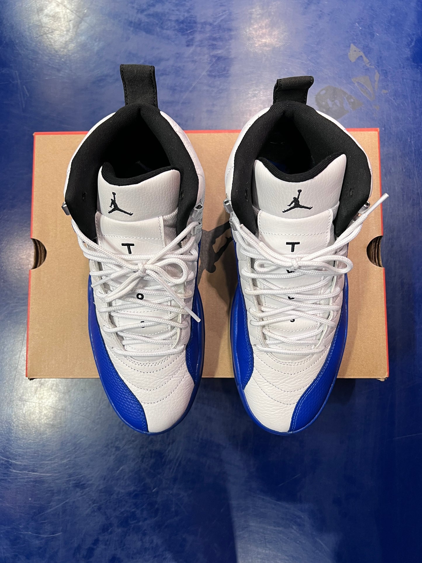 Men’s Air Jordan 12 Blueberry Size 9.5