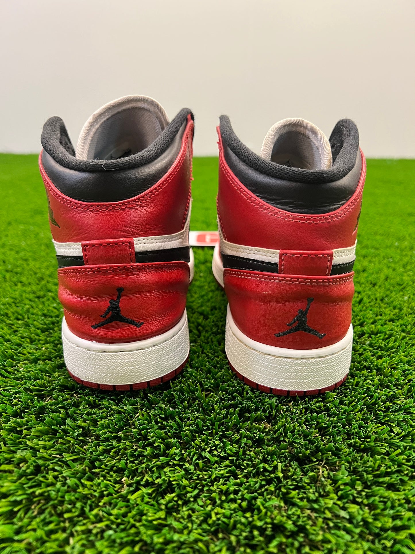 Gradeschool Air Jordan 1 Chicago 2013 Size 4.5y