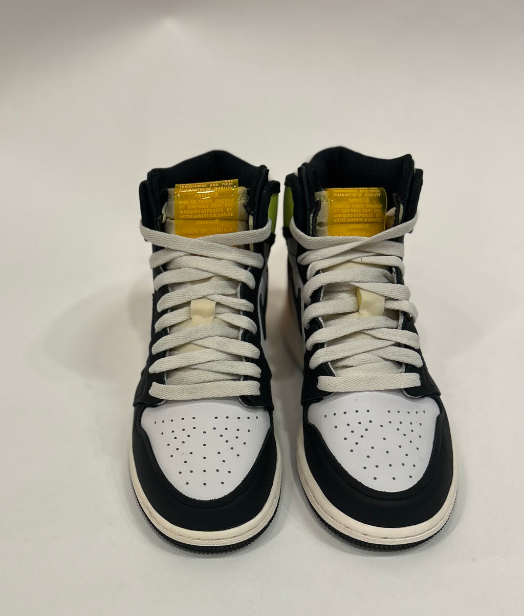 Air Jordan 1 Volt Size 4y Kids Shoes No Box