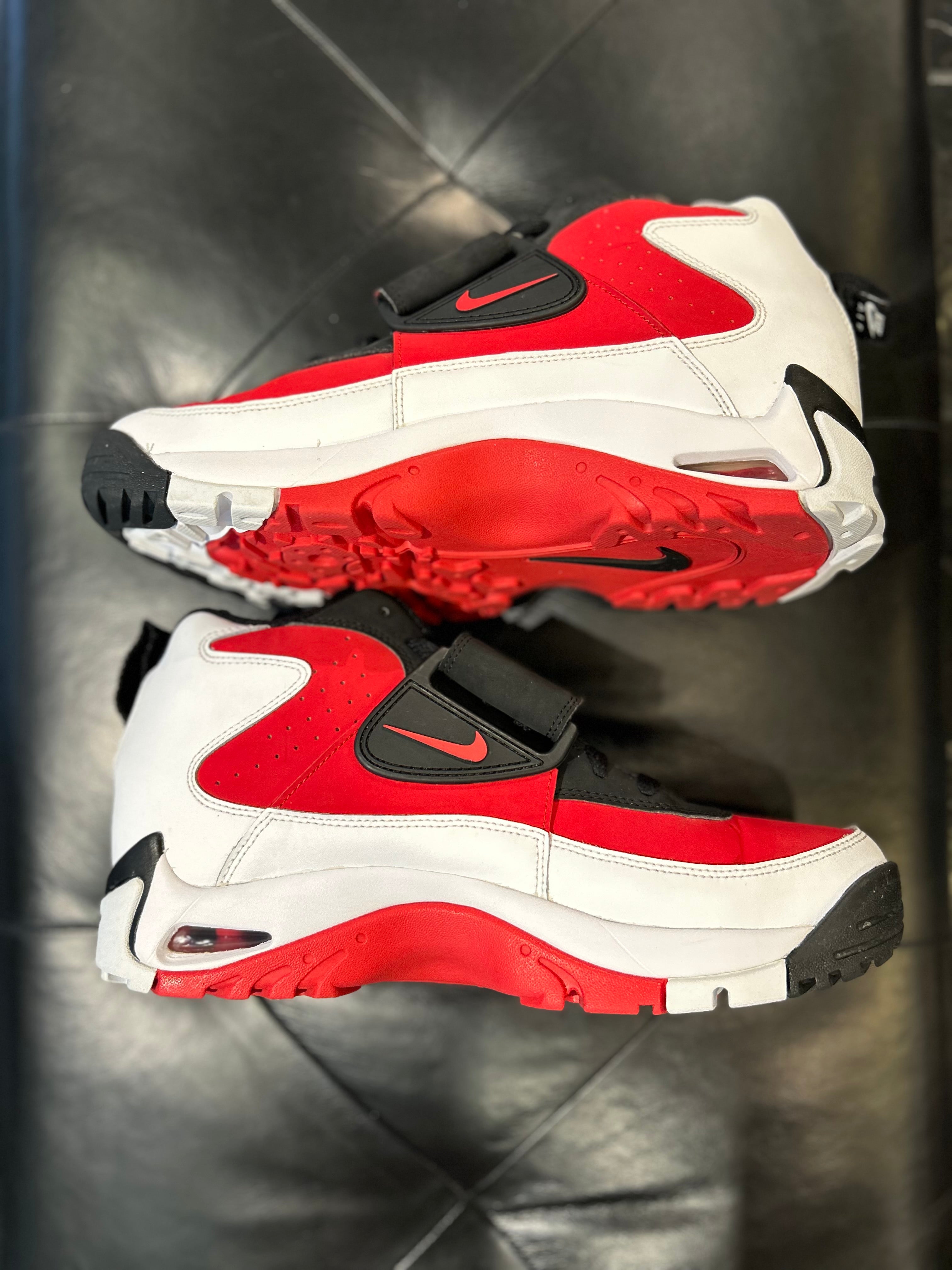 Nike Air Mission Fire Red Size 9 Mens Shoes