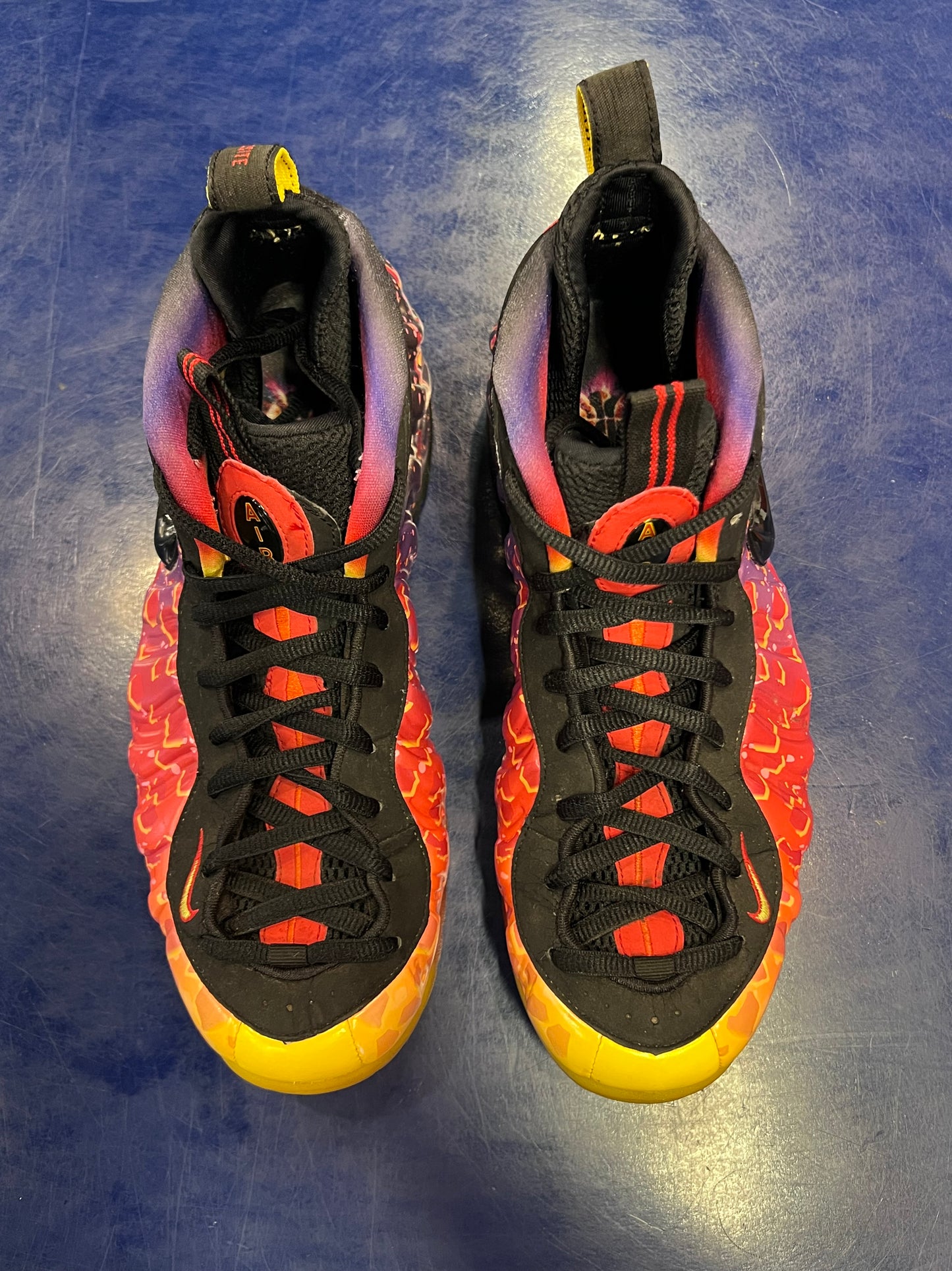 Men’s Nike Foamposite Pro Asteroid Size 10.5