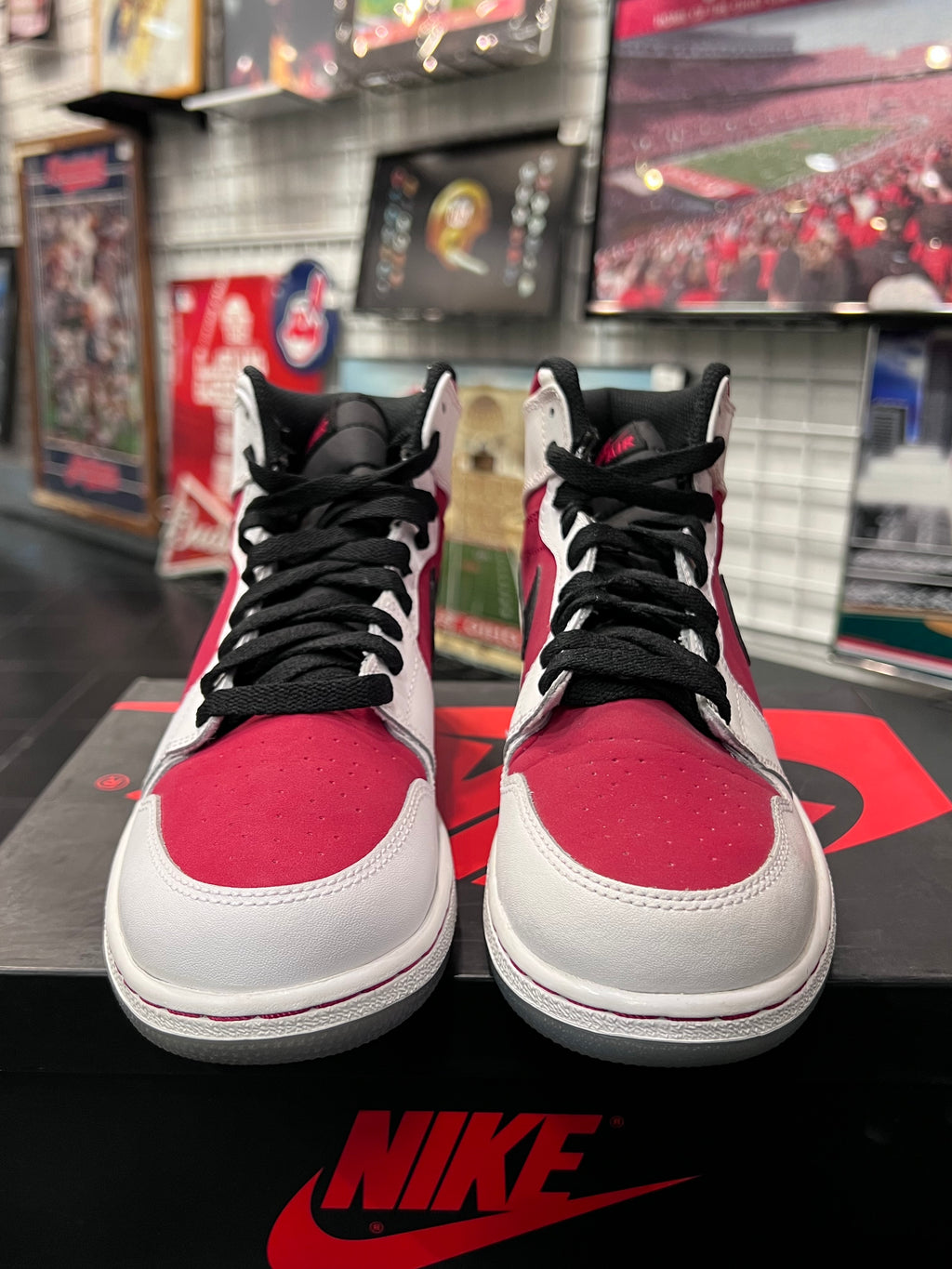 Air Jordan 1 Carmine Size 6y Shoes Gradeschool
