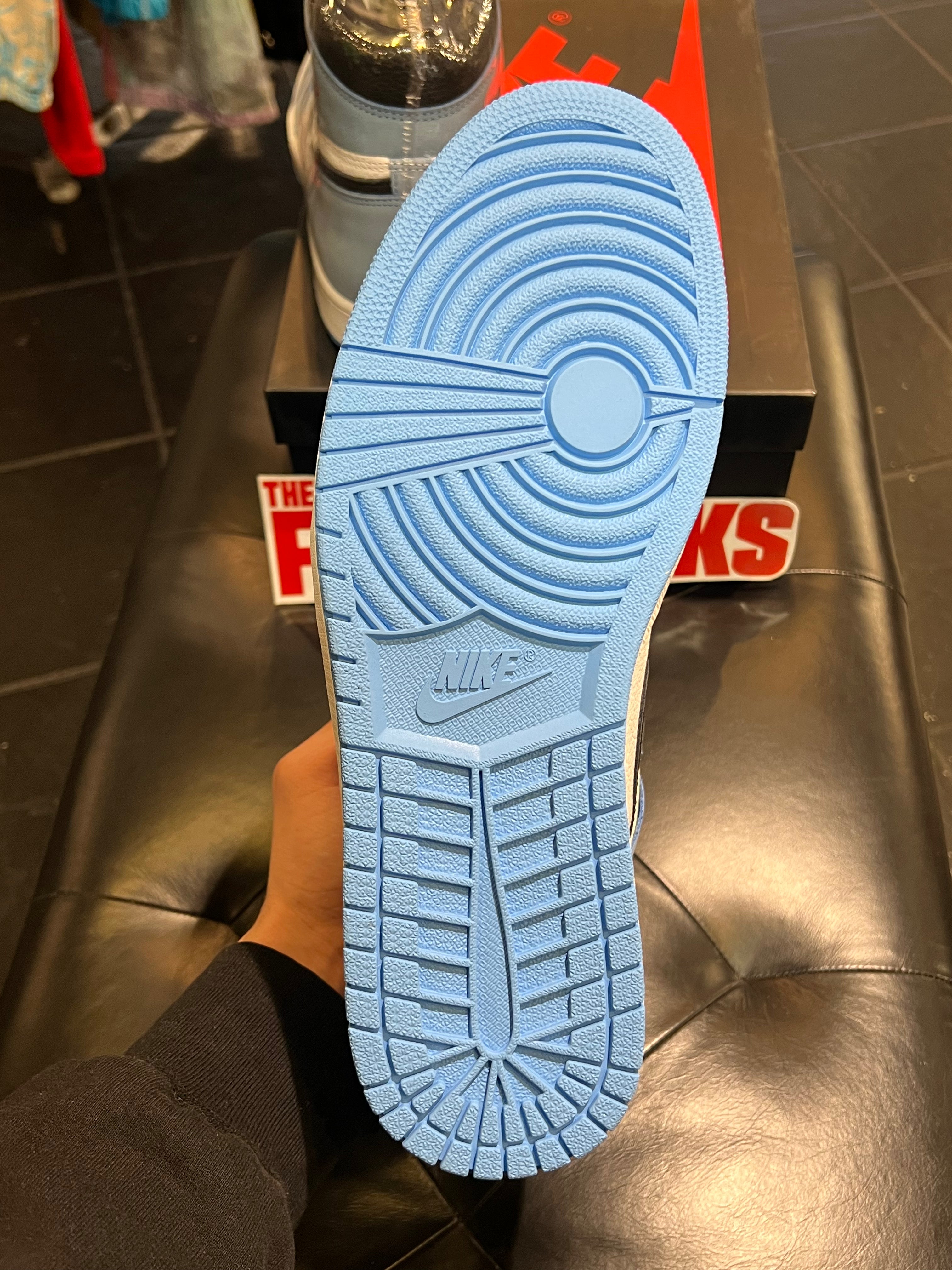 Men’s Air Jordan 1 University Blue Brand New