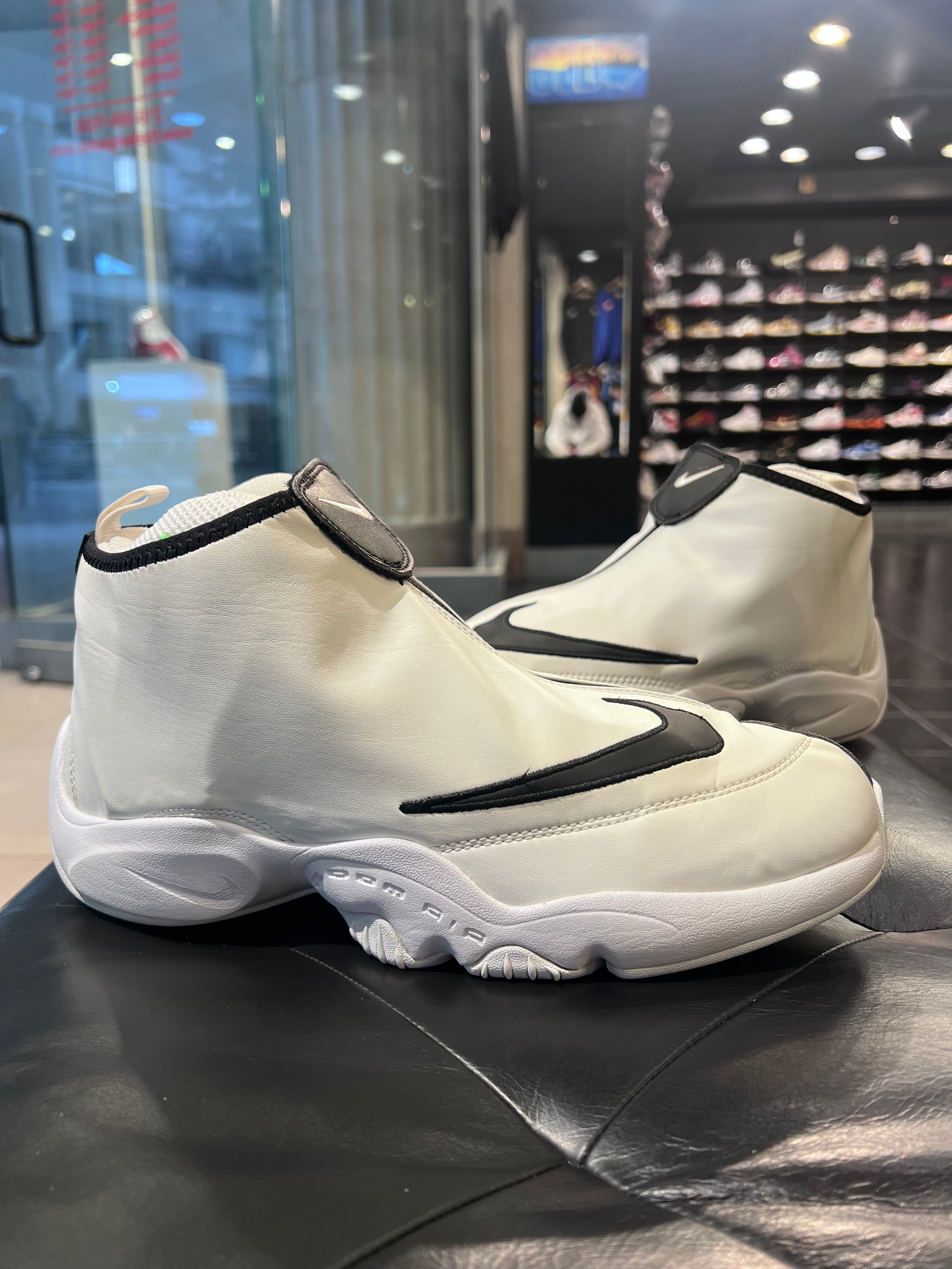 Nike Zoom Flight The Glove Gary Payton Size 9.5 Men’s Shoes