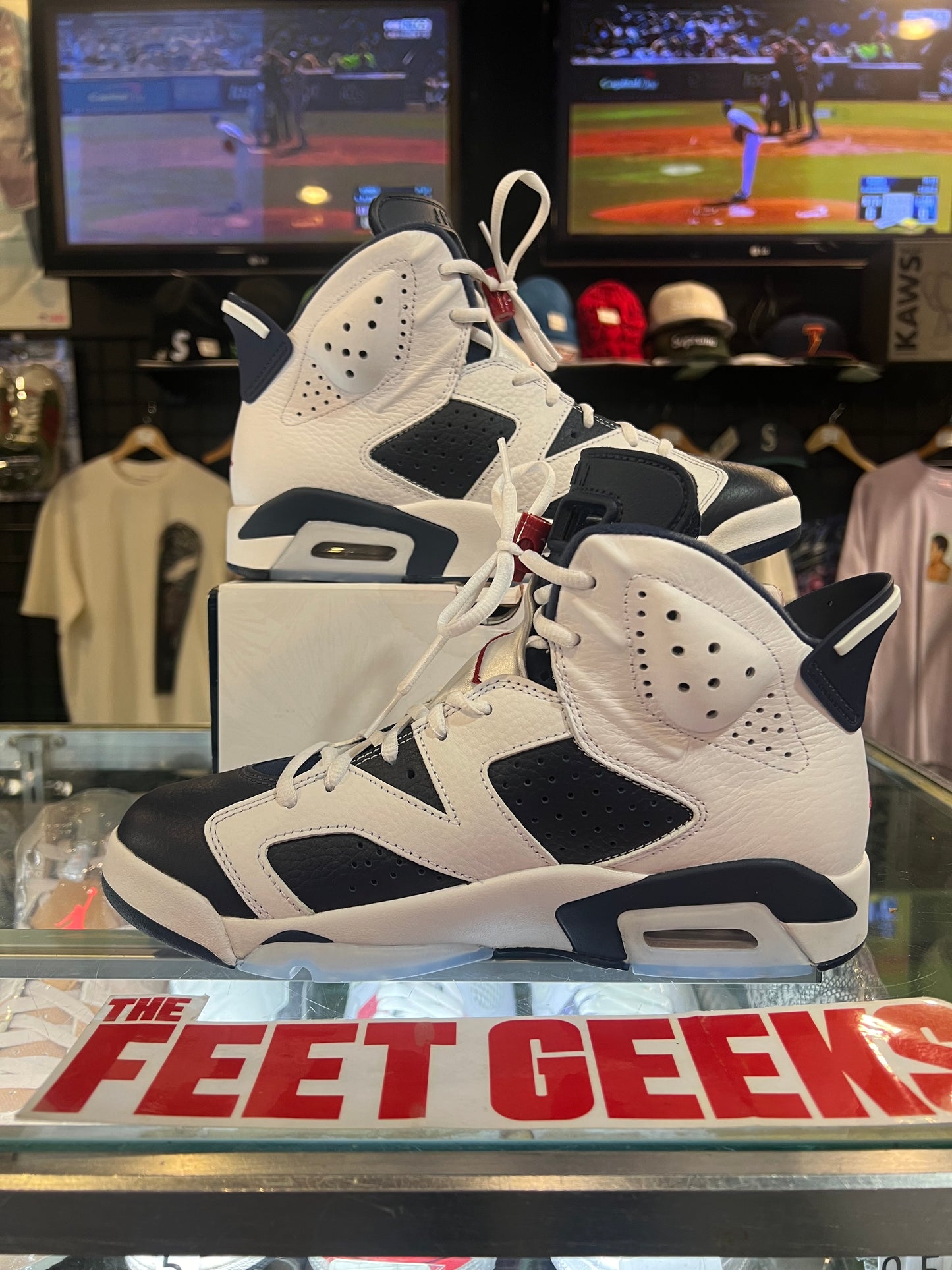 Men’s Air Jordan 6 Olympics Size 8 Shoes Pre-Owned