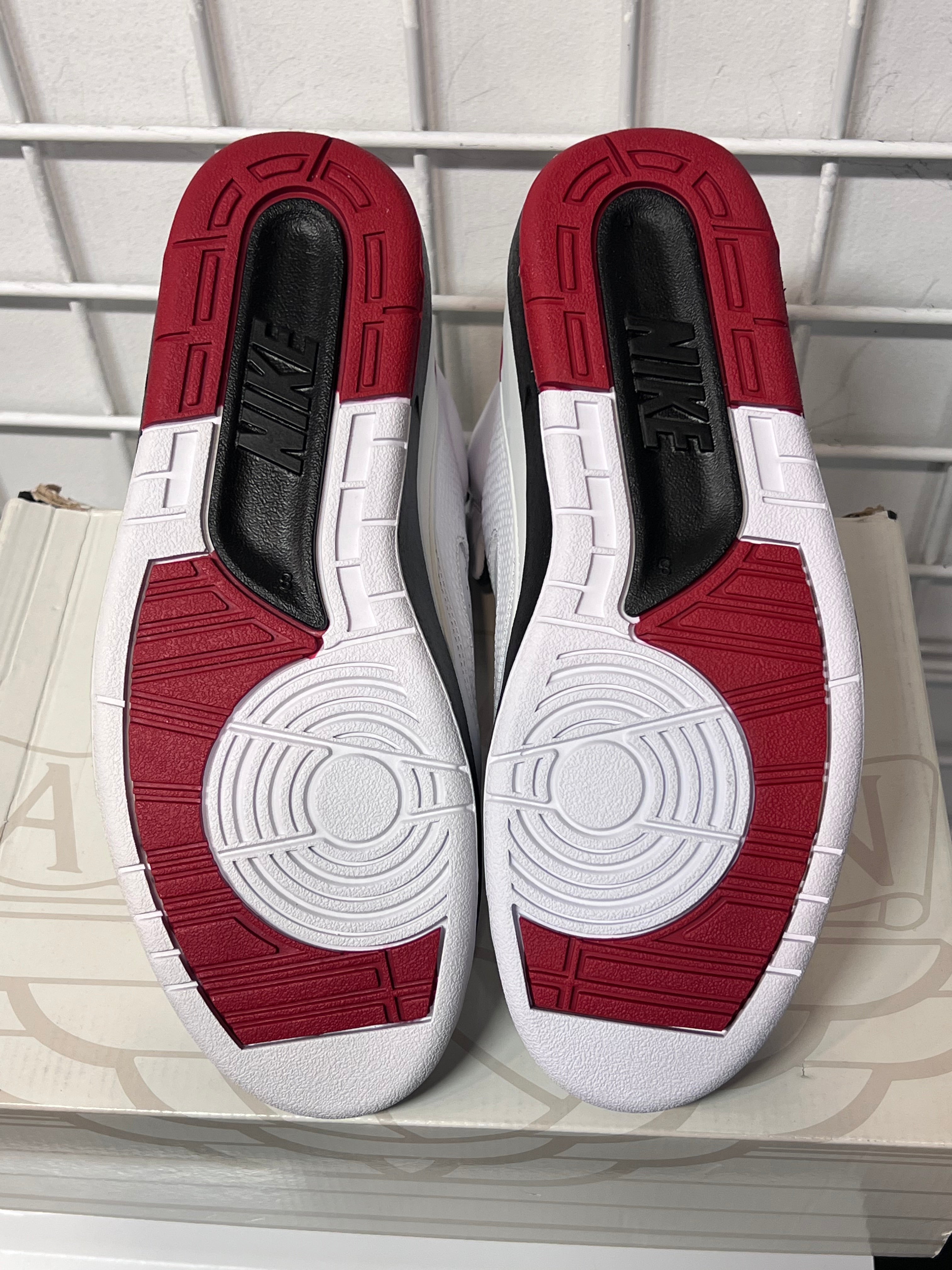 Air Jordan 2 OG Size 8 Men’s Shoes