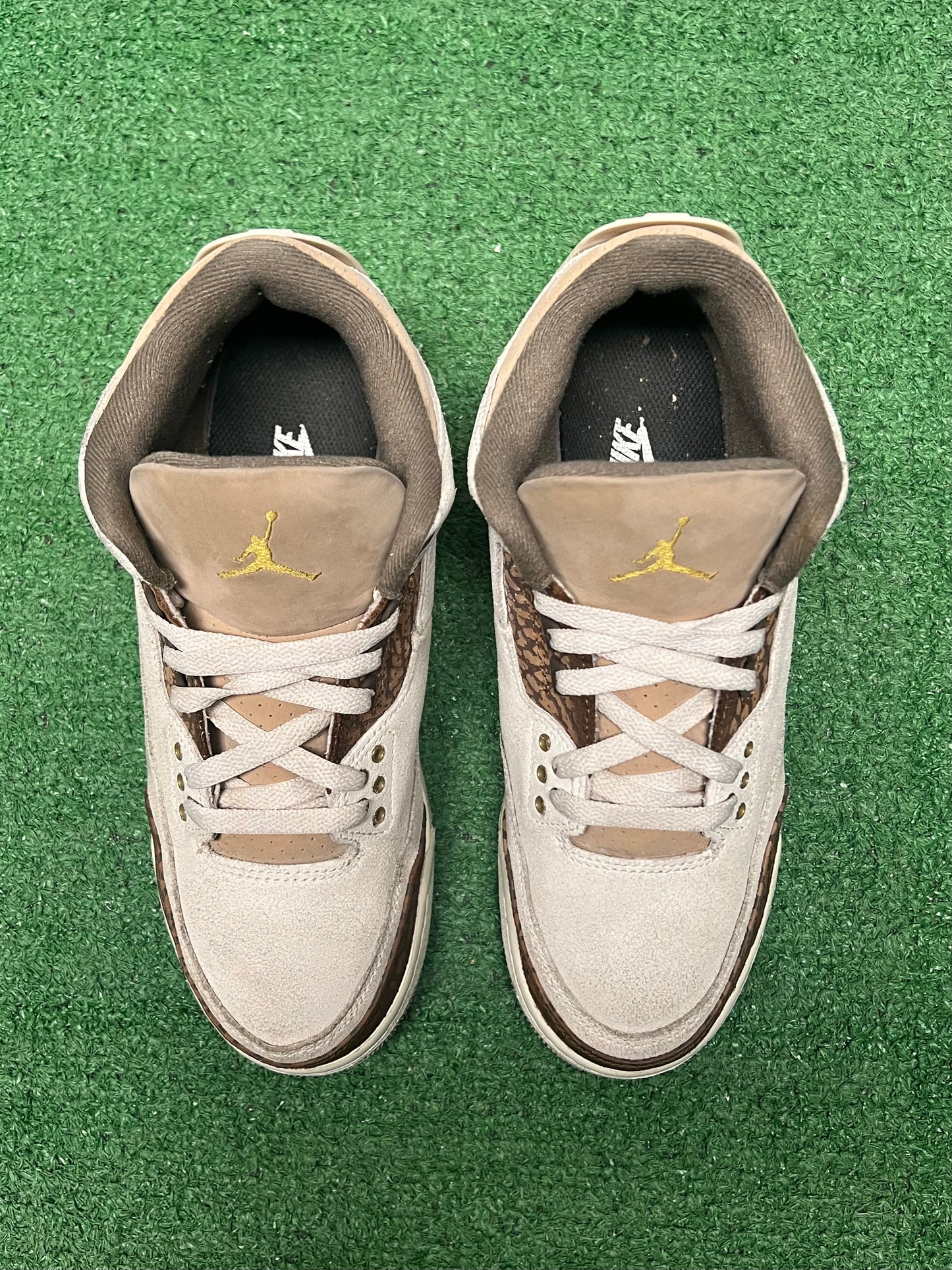 Gradeschool Air Jordan 3 Palomino Size 7y