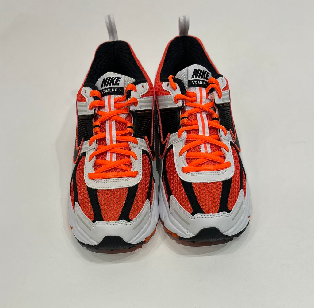 Nike Vomero 5 Orange size 5y Gs Shoes