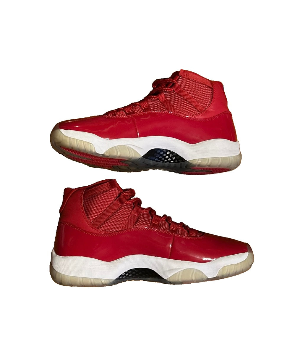Jordan 11 Retro High Win Like 96 Gym Red 378037-623 Size 9 Authentic 2017