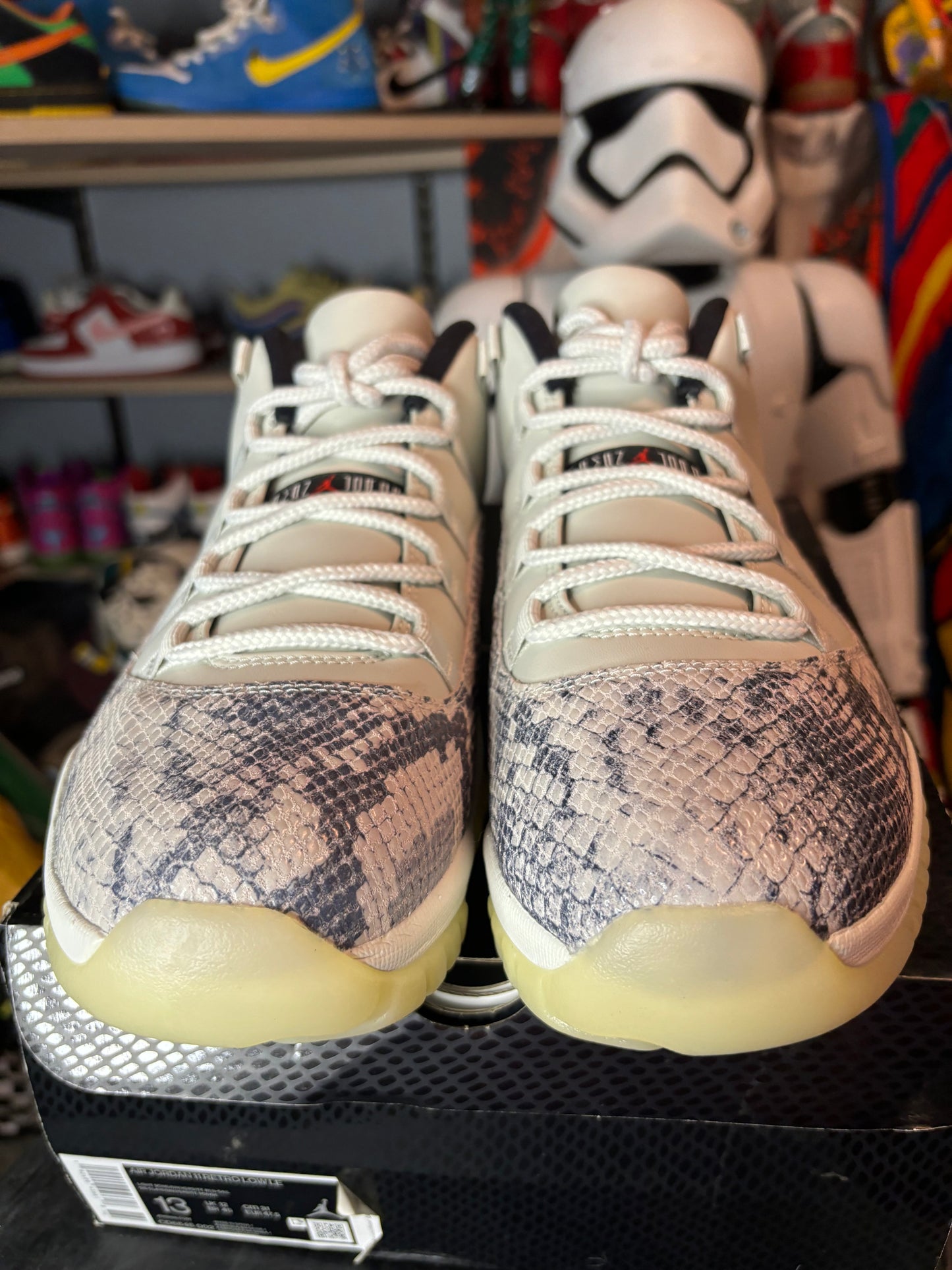 Jordan 11 Low Snakeskin Light Bone