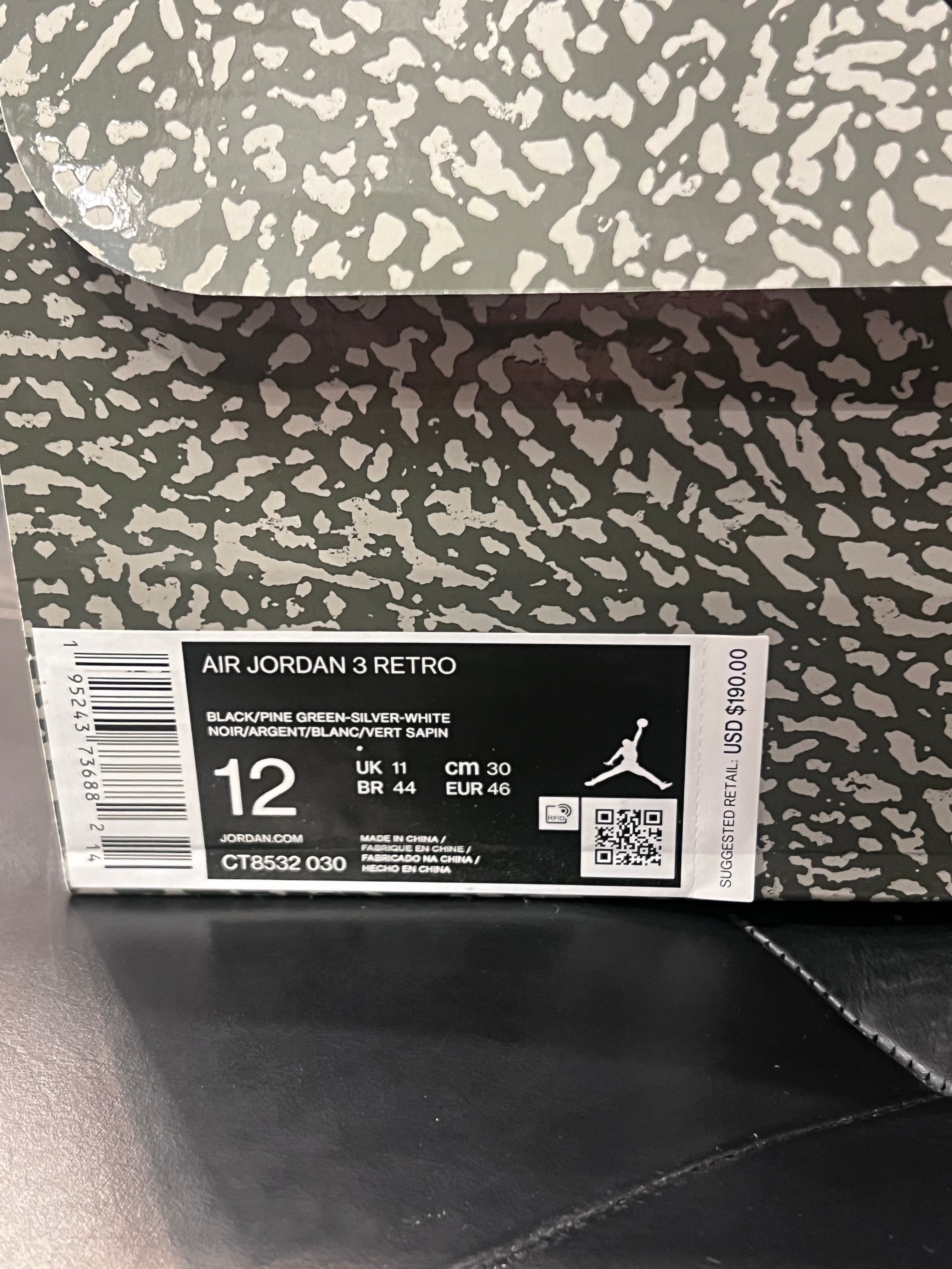 Men’s Air Jordan 3 Pine Green Size 12 Shoes