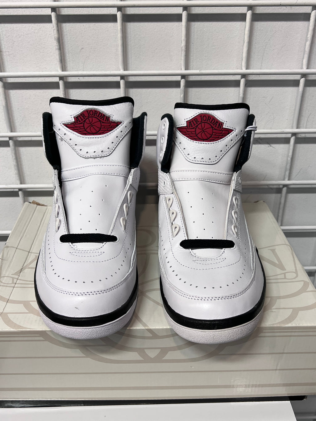 Air Jordan 2 OG Size 8 Men’s Shoes