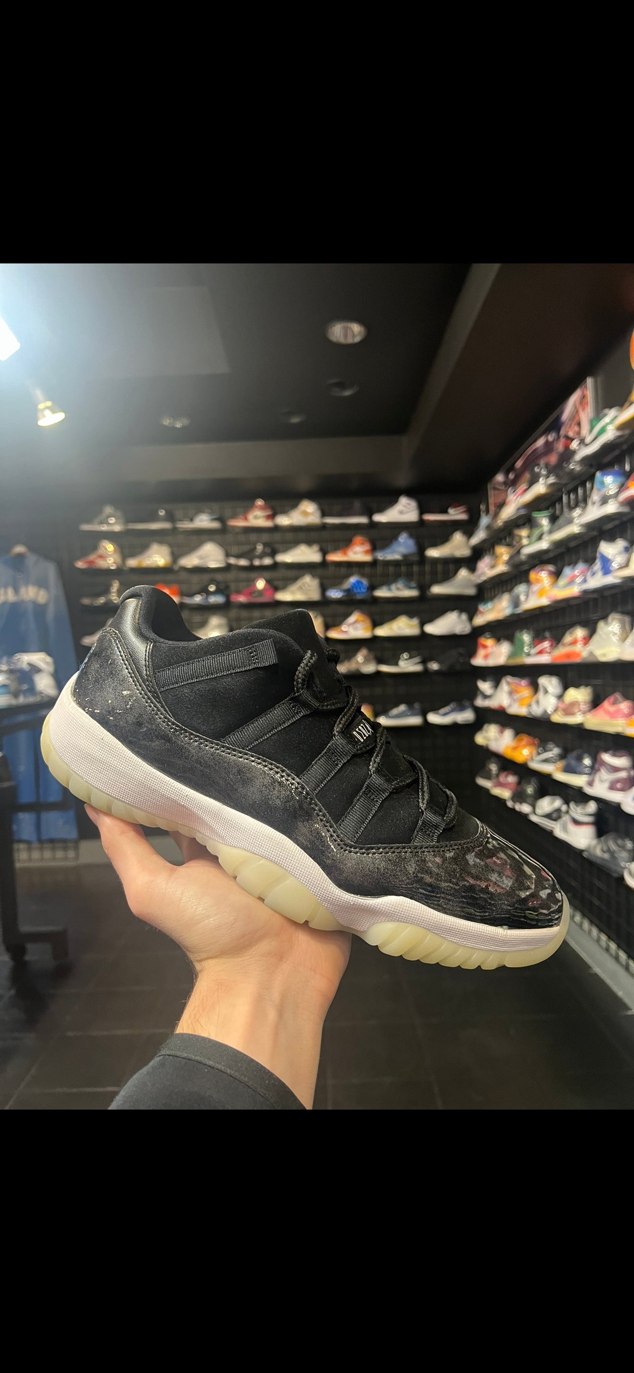 Men’s Air Jordan 11 Low Baron Brand New Shoes Size 10.5
