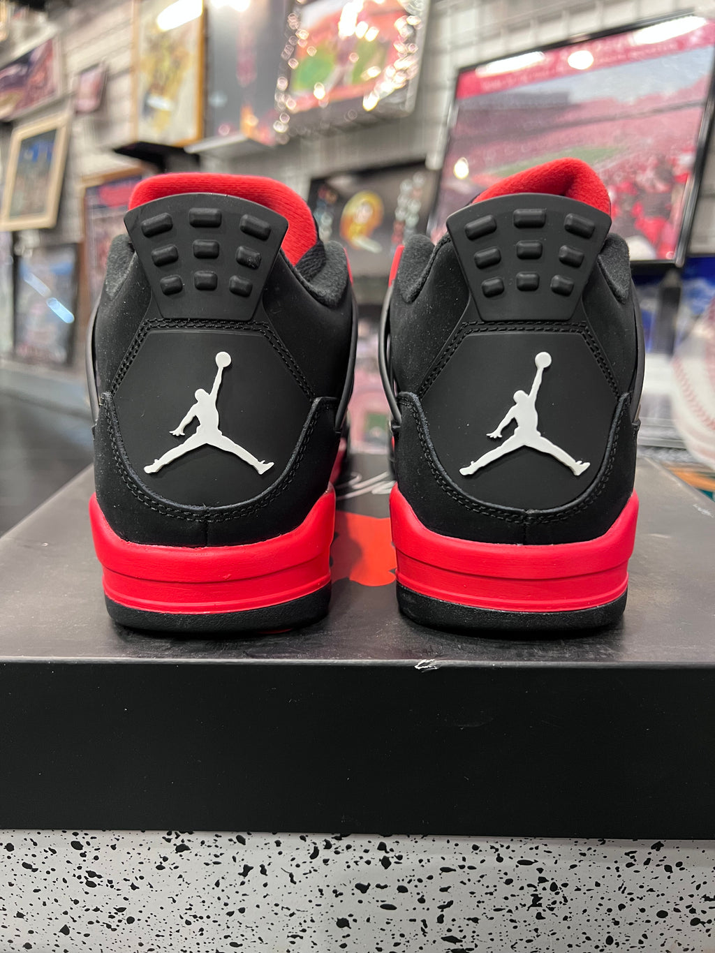 Gradeschool Air Jordan 4 Red Thunder Size 7