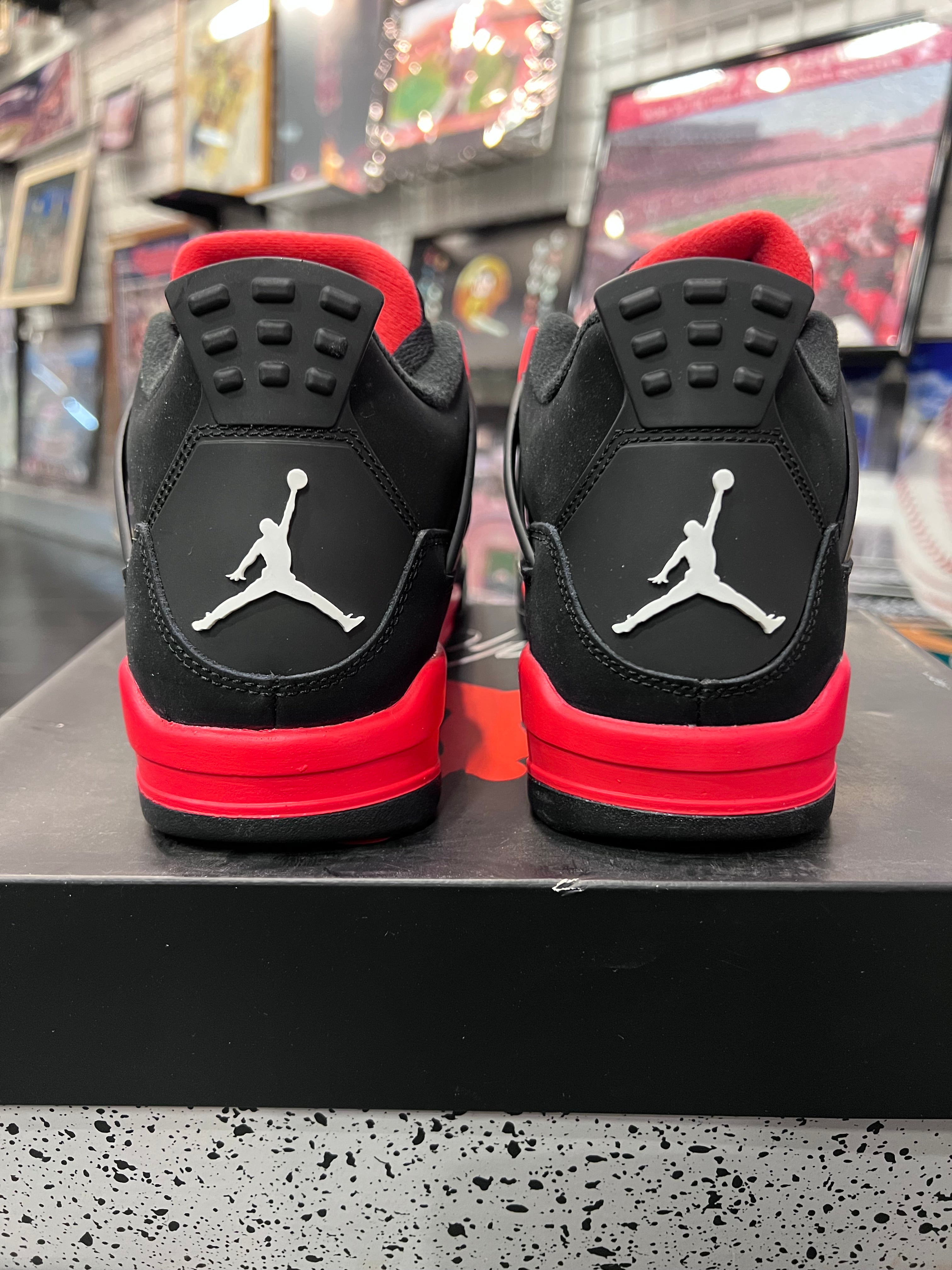 Gradeschool Air Jordan 4 Red Thunder Size 7