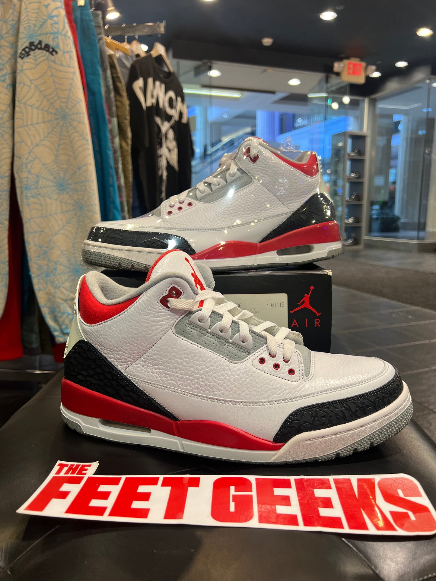 Men’s Air Jordan 3 Fire Red 2013 Brand New