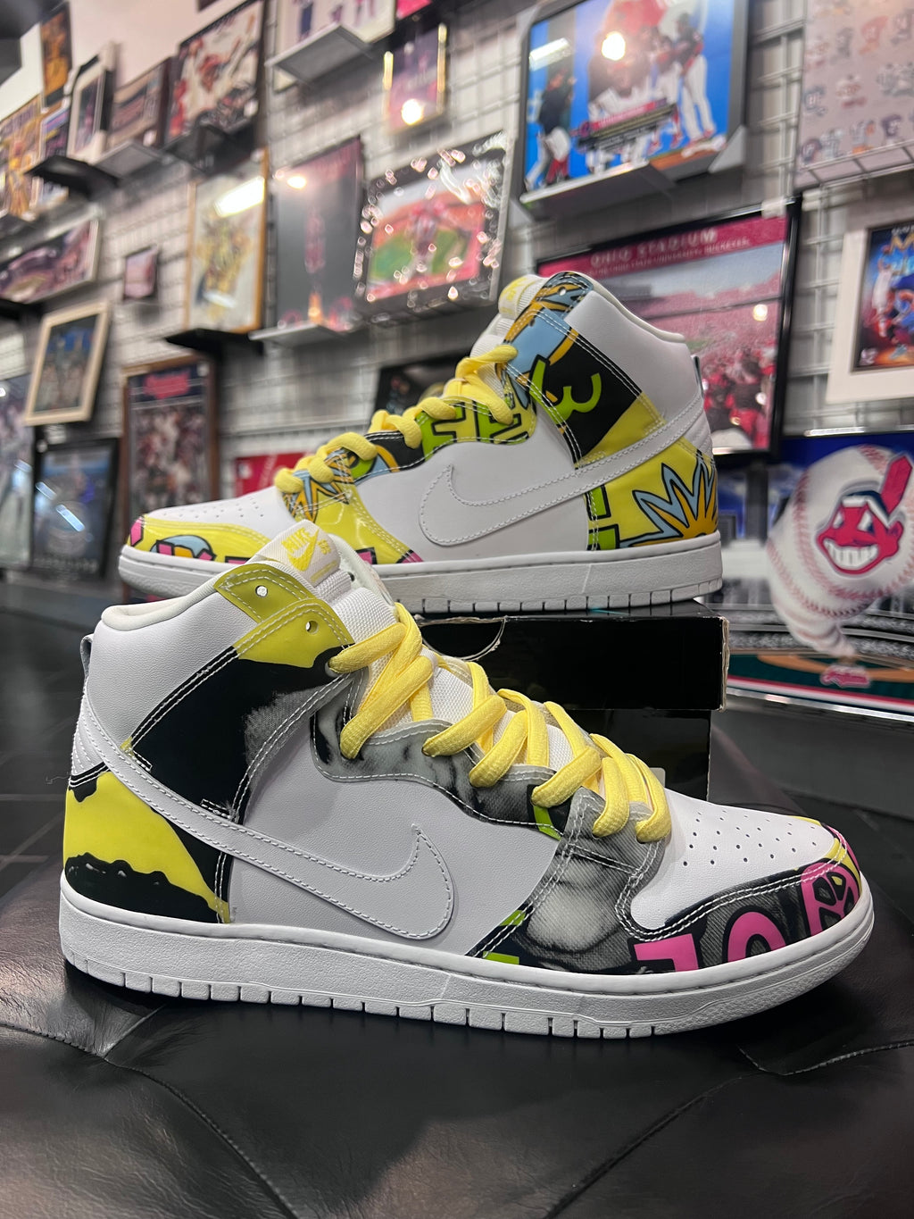 Men’s Nike SB Dunk High De La Soul Size 12 Shoes