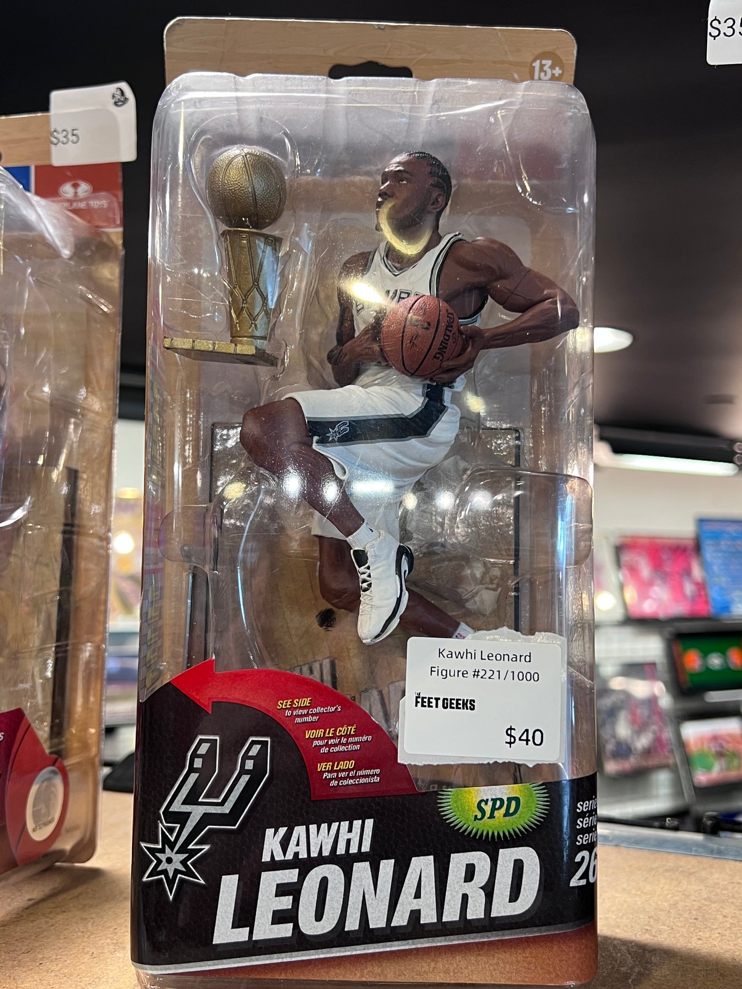 2015 Macfarlane Kawhi Leonard Figure