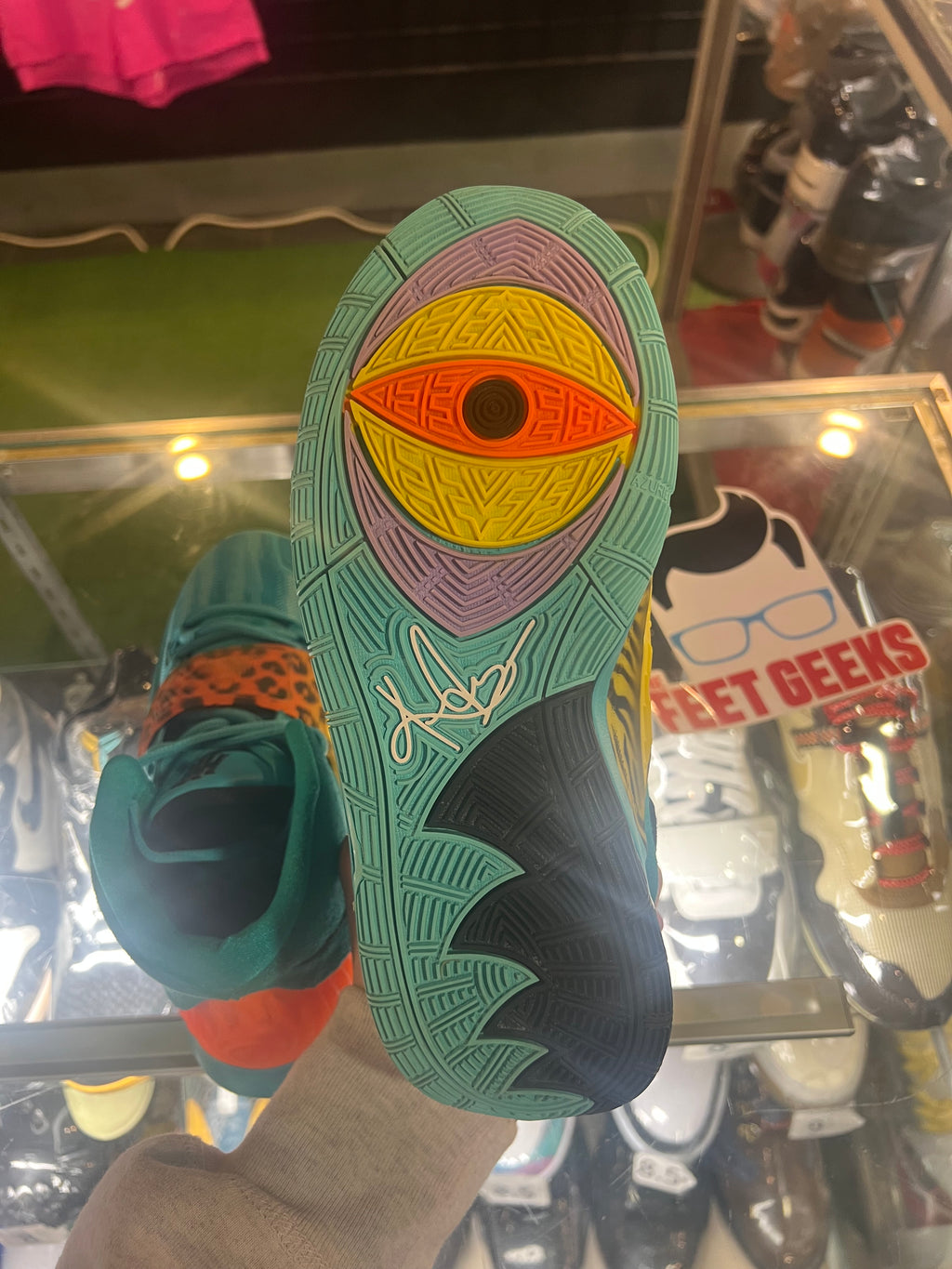 Gradeschool Nike Kyrie 6 Oracle Aqua Size 6.5