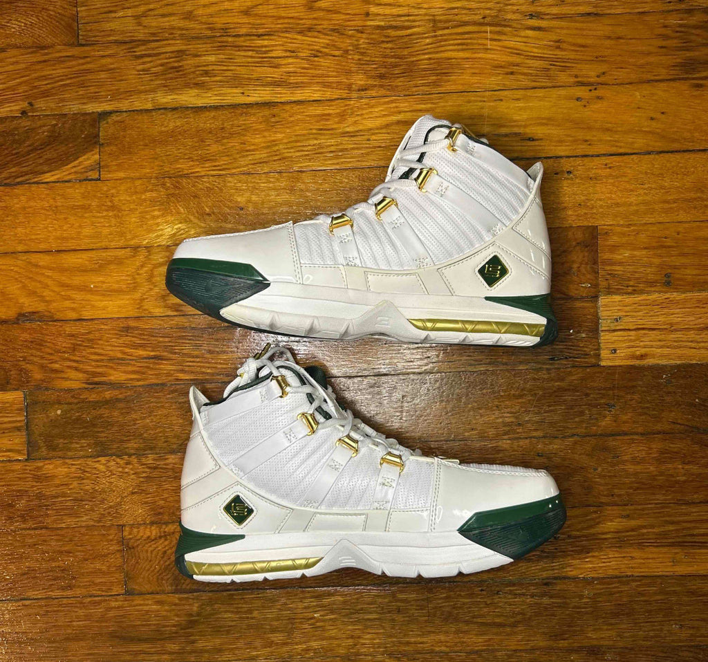 Nike LeBron 3 SVSM Home size 9 Men Shoes