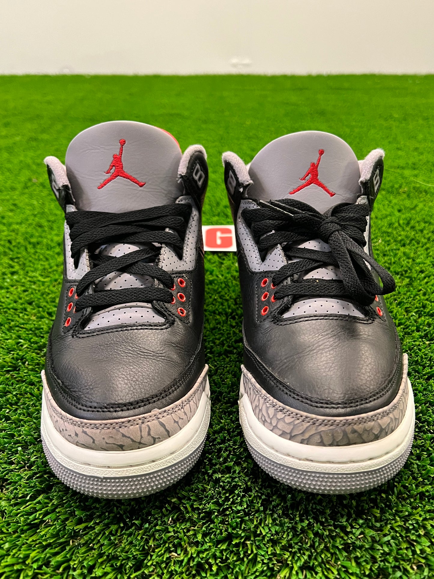 Gradeschool Air Jordan 3 Black Cement